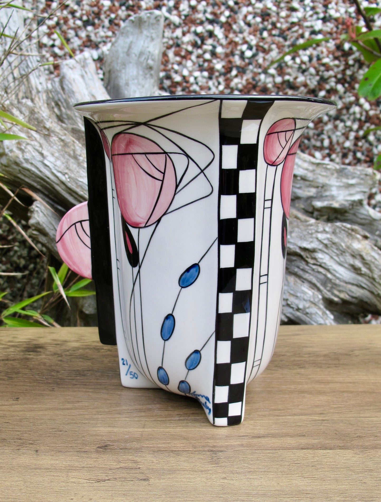 Lorna Bailey TWO ROSE VASE Limited Edition 21/50 Oct 2006 With Certificate