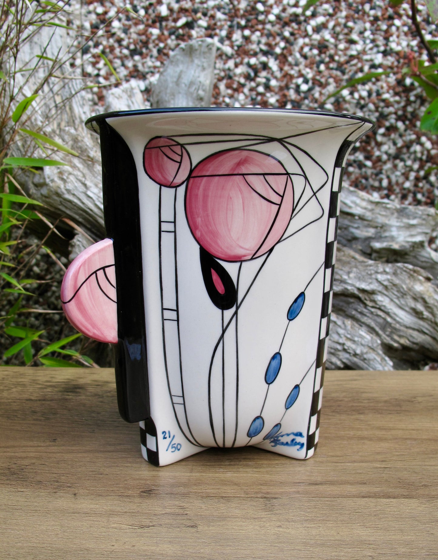 Lorna Bailey TWO ROSE VASE Limited Edition 21/50 Oct 2006 With Certificate