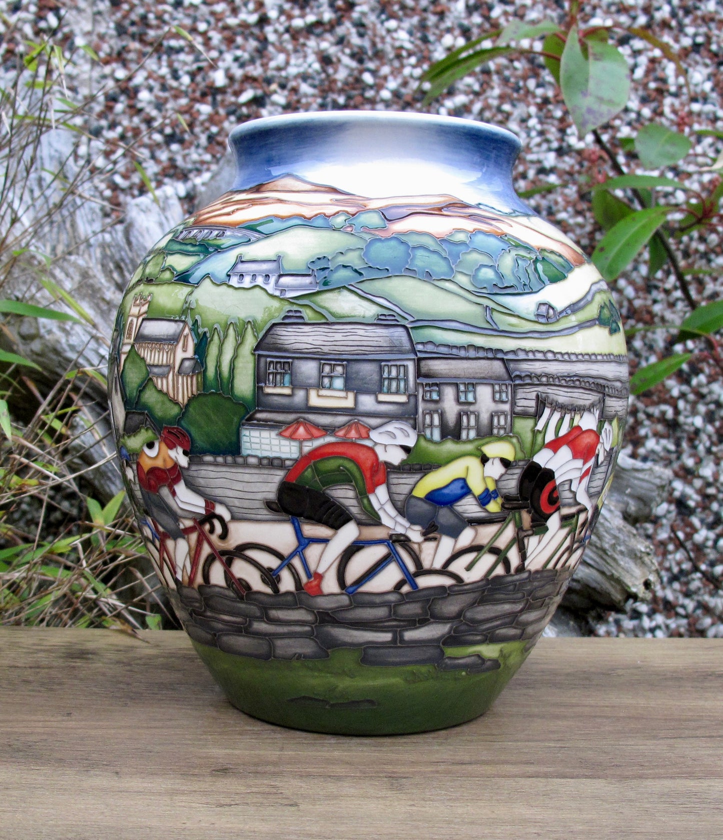 Moorcroft Exquisite THE TOUR Vase 189/8 Trial Dated 24.1.22 Retail Price £2145