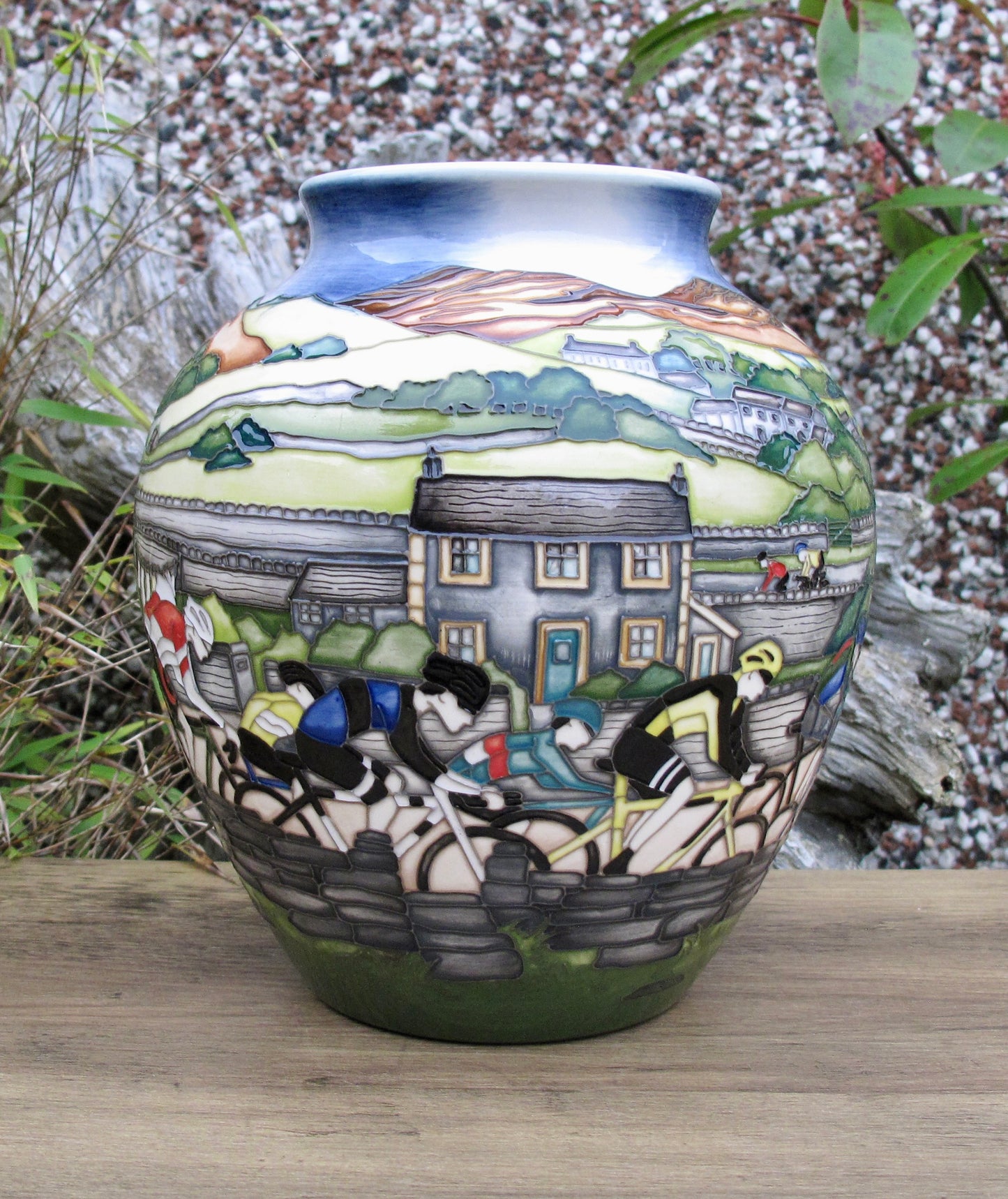Moorcroft Exquisite THE TOUR Vase 189/8 Trial Dated 24.1.22 Retail Price £2145