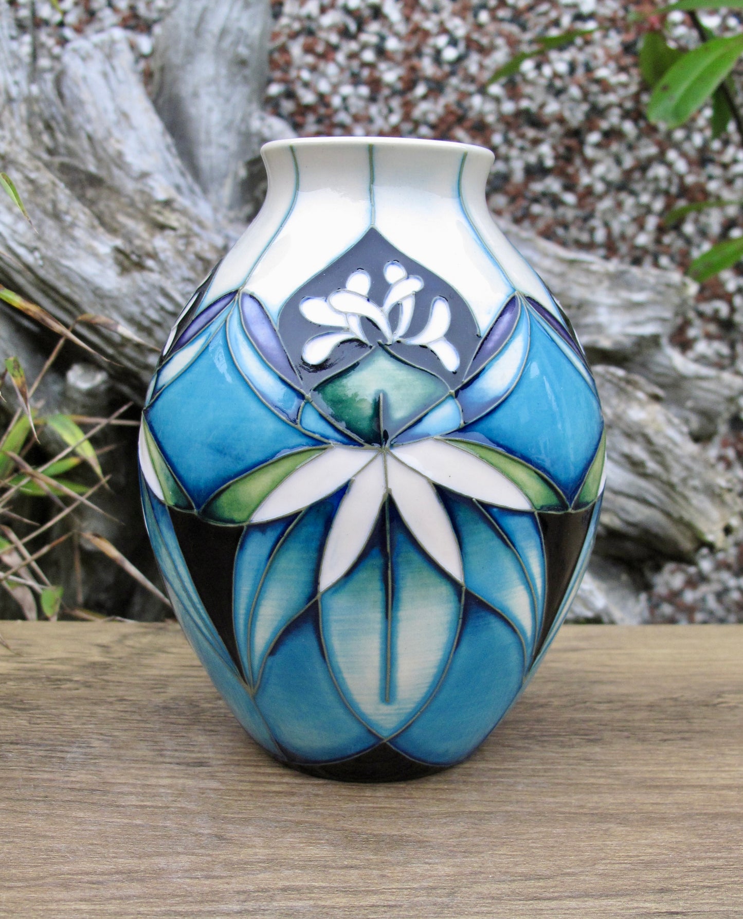 Moorcroft Exquisite COLOURS OF KIRIBATI Vase 3/5 Retail Price £290 Nicola Slaney
