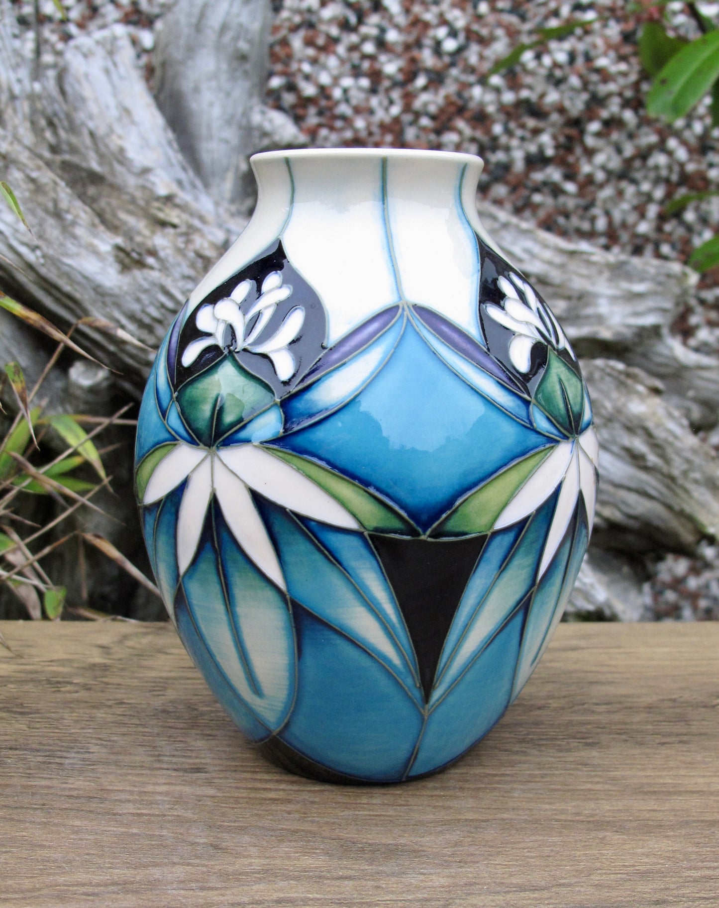 Moorcroft Exquisite COLOURS OF KIRIBATI Vase 3/5 Retail Price £290 Nicola Slaney