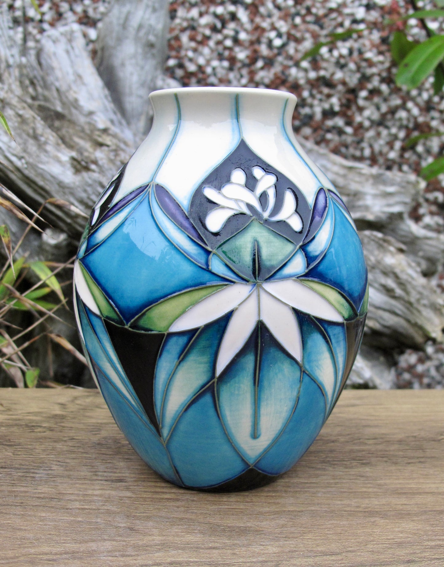 Moorcroft Exquisite COLOURS OF KIRIBATI Vase 3/5 Retail Price £290 Nicola Slaney