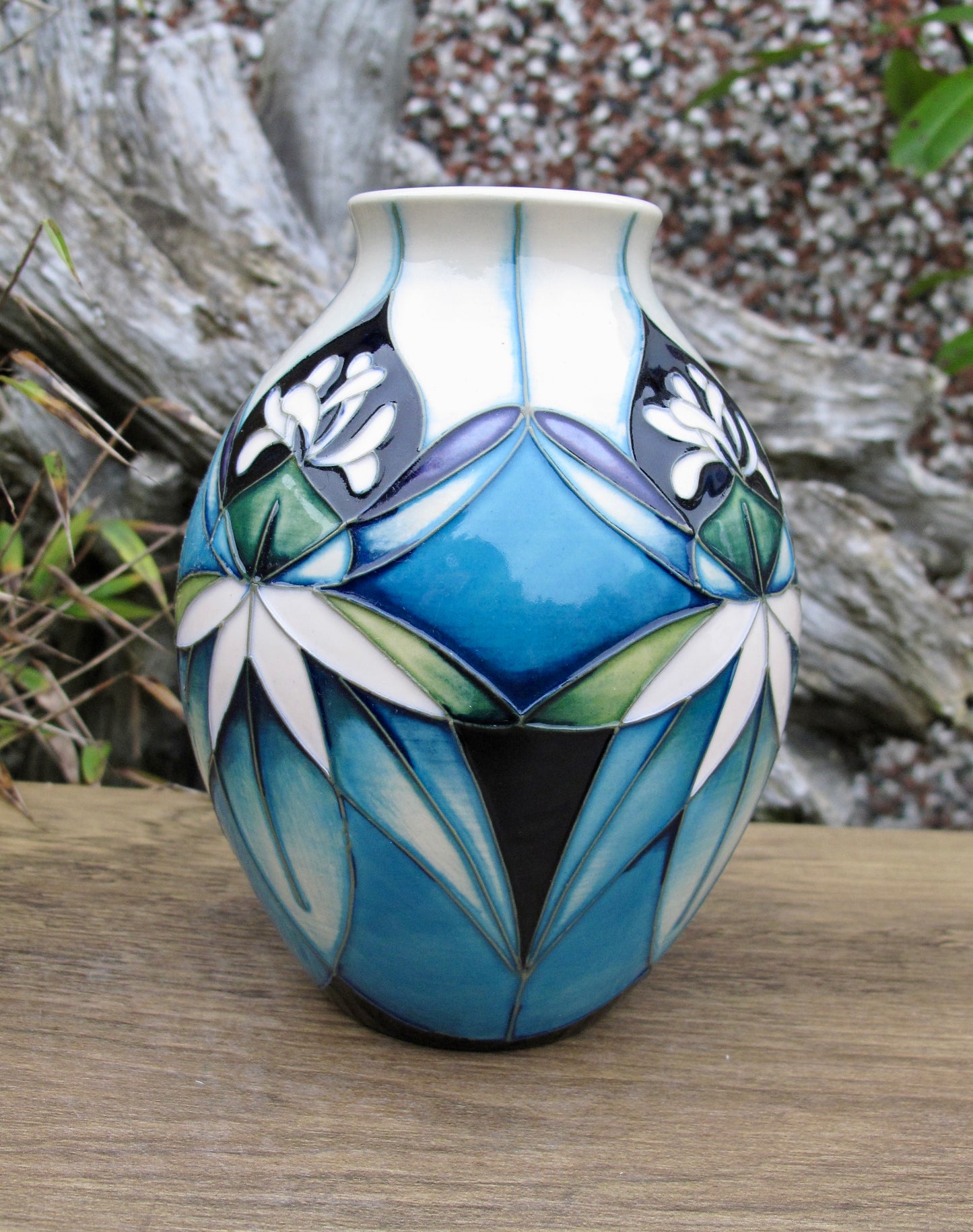 Moorcroft Exquisite COLOURS OF KIRIBATI Vase 3/5 Retail Price £290 Nicola Slaney