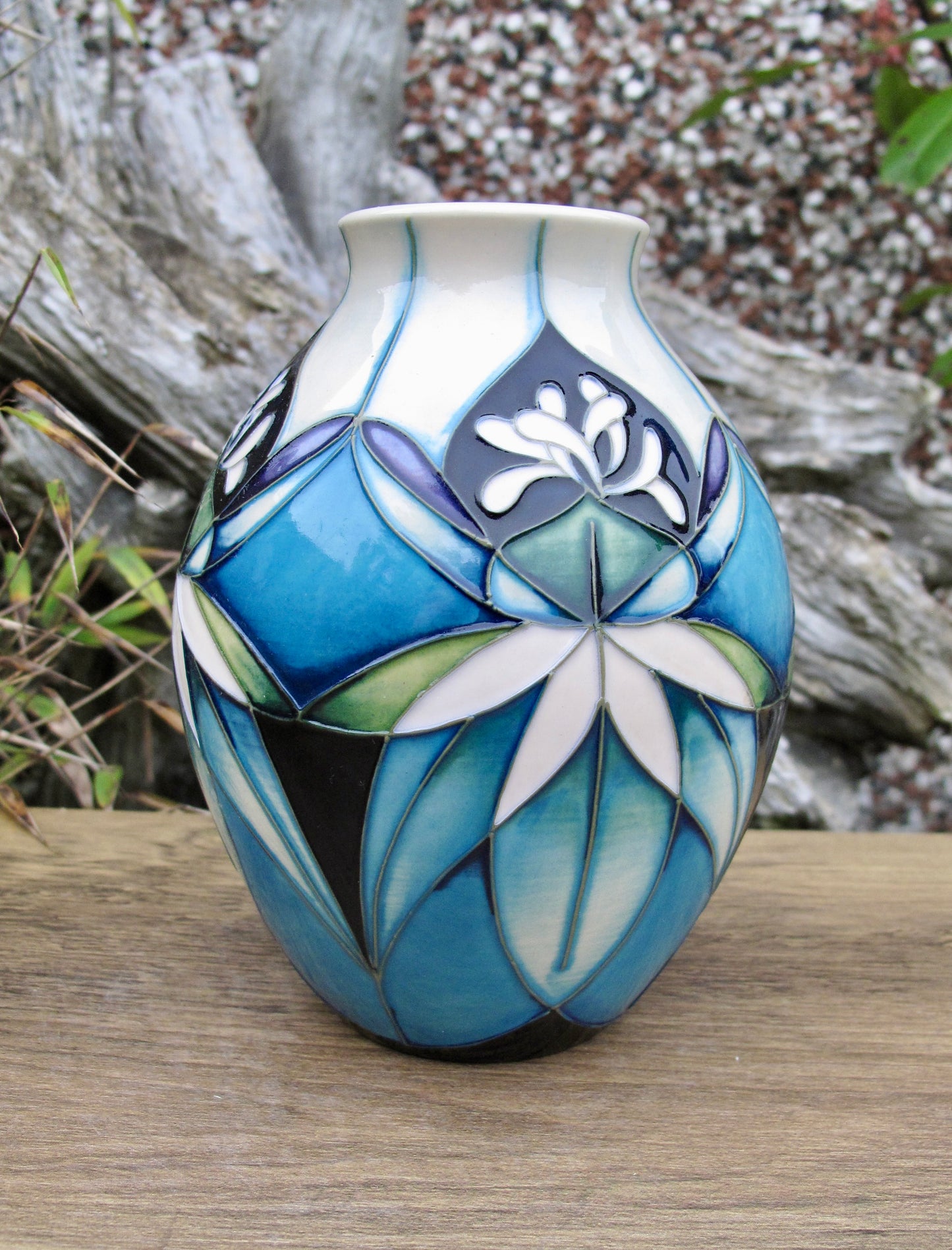 Moorcroft Exquisite COLOURS OF KIRIBATI Vase 3/5 Retail Price £290 Nicola Slaney