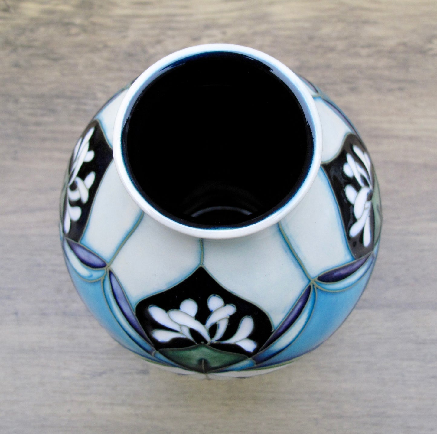 Moorcroft Exquisite COLOURS OF KIRIBATI Vase 3/5 Retail Price £290 Nicola Slaney