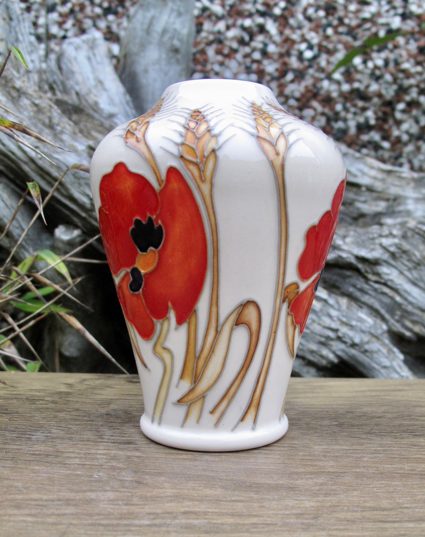 Moorcroft HARVEST POPPY Vase shape 576/4 Emma Bossons