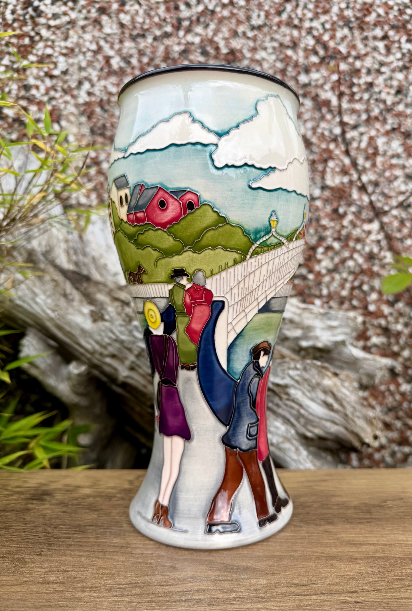 Moorcroft's DUBLIN'S FAIR CITY 6/9 Vase Limited Edition 6/10 Retail Price £1165