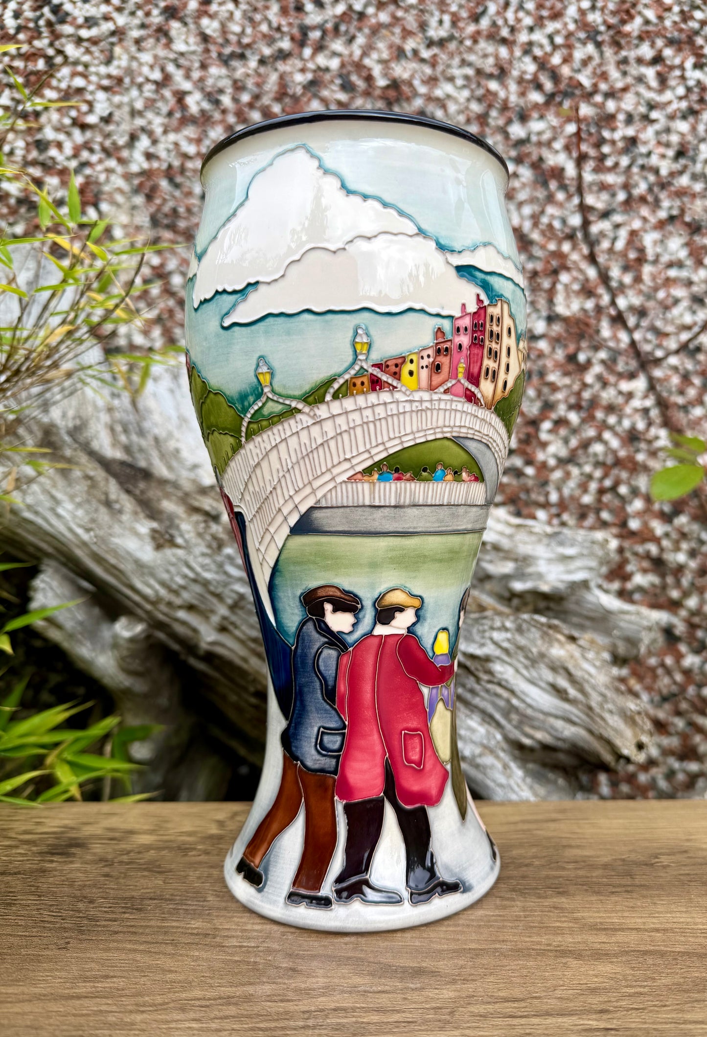 Moorcroft's DUBLIN'S FAIR CITY 6/9 Vase Limited Edition 6/10 Retail Price £1165