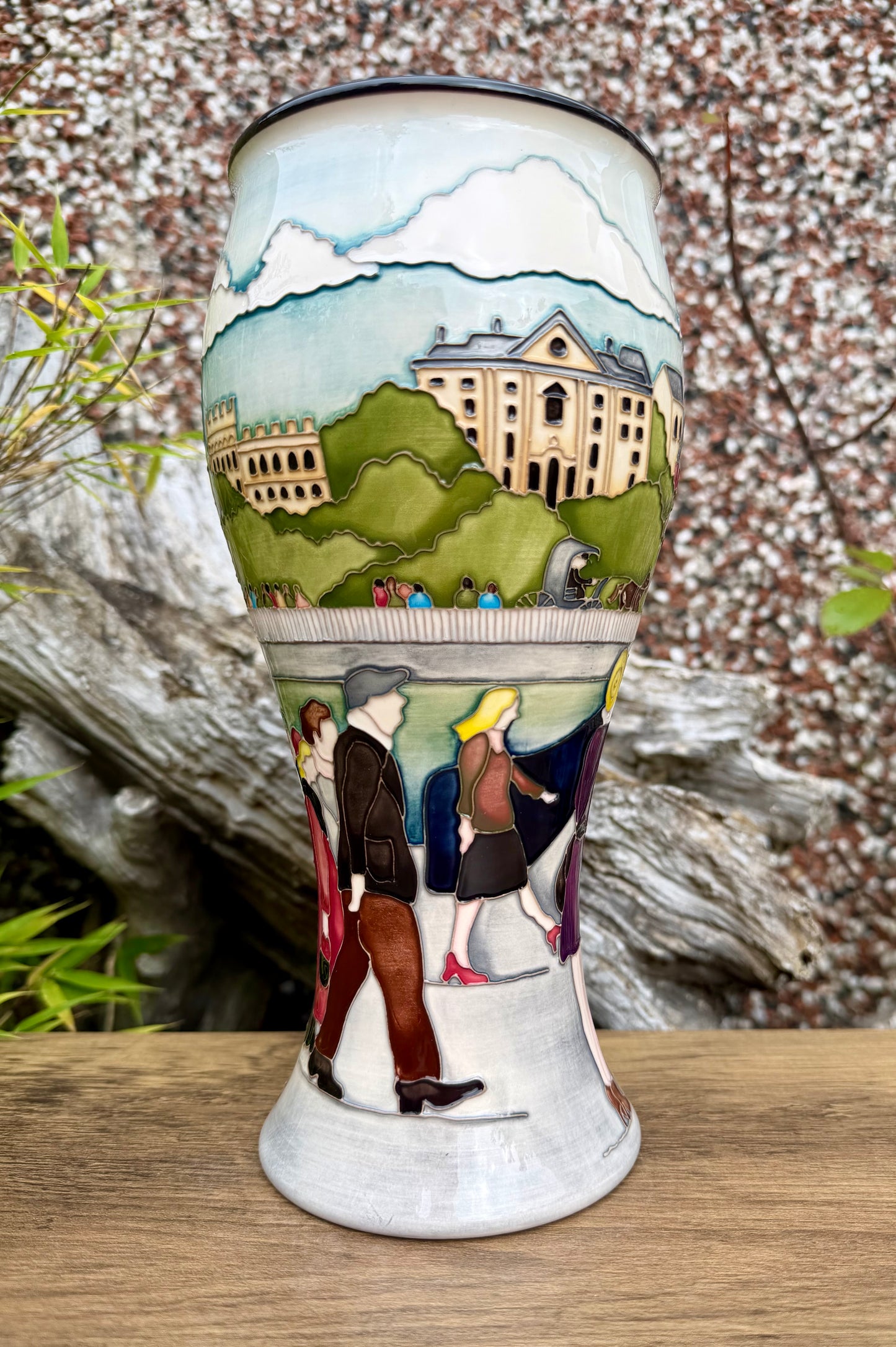 Moorcroft's DUBLIN'S FAIR CITY 6/9 Vase Limited Edition 6/10 Retail Price £1165