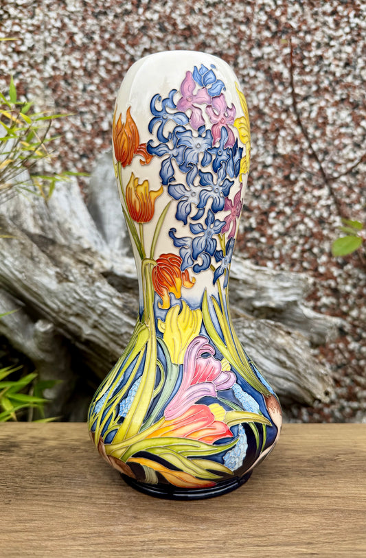 Moorcroft BERTIE 92/9 Vase Limited Edition 8/10 Retail Price £1075
