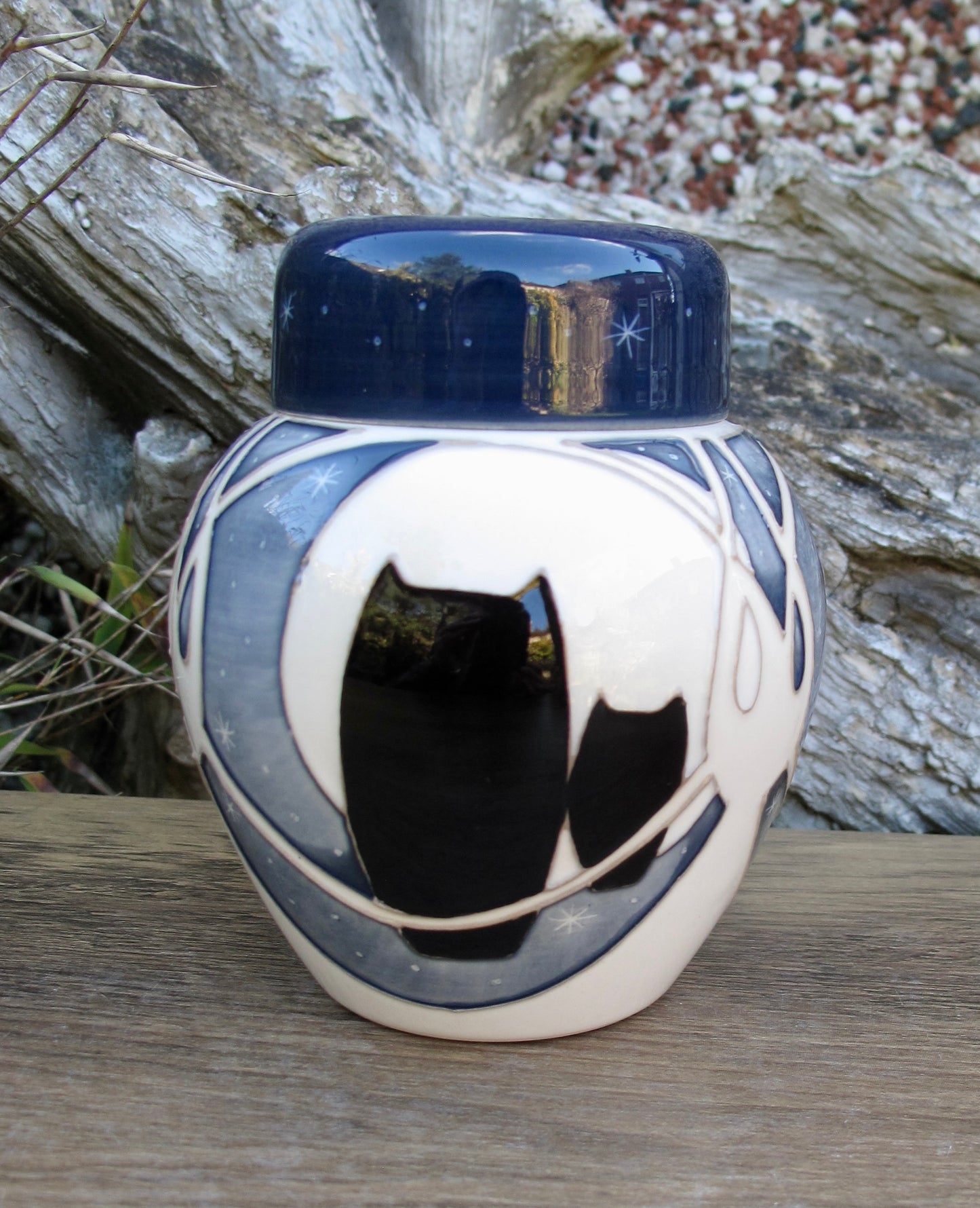Moorcroft THE MOON WATCHERS Ginger Jar 769/4 Retail Price £315
