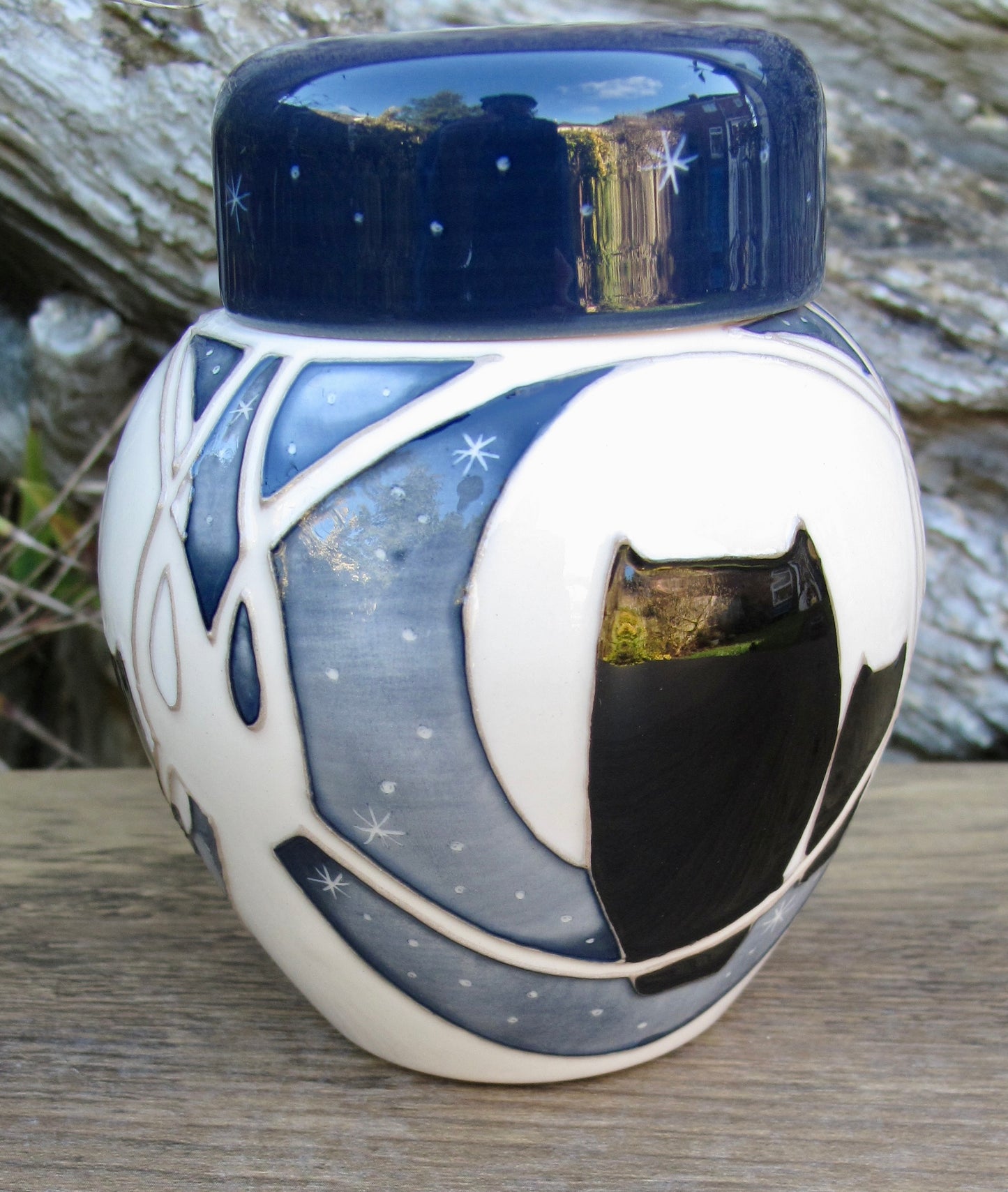 Moorcroft THE MOON WATCHERS Ginger Jar 769/4 Retail Price £315