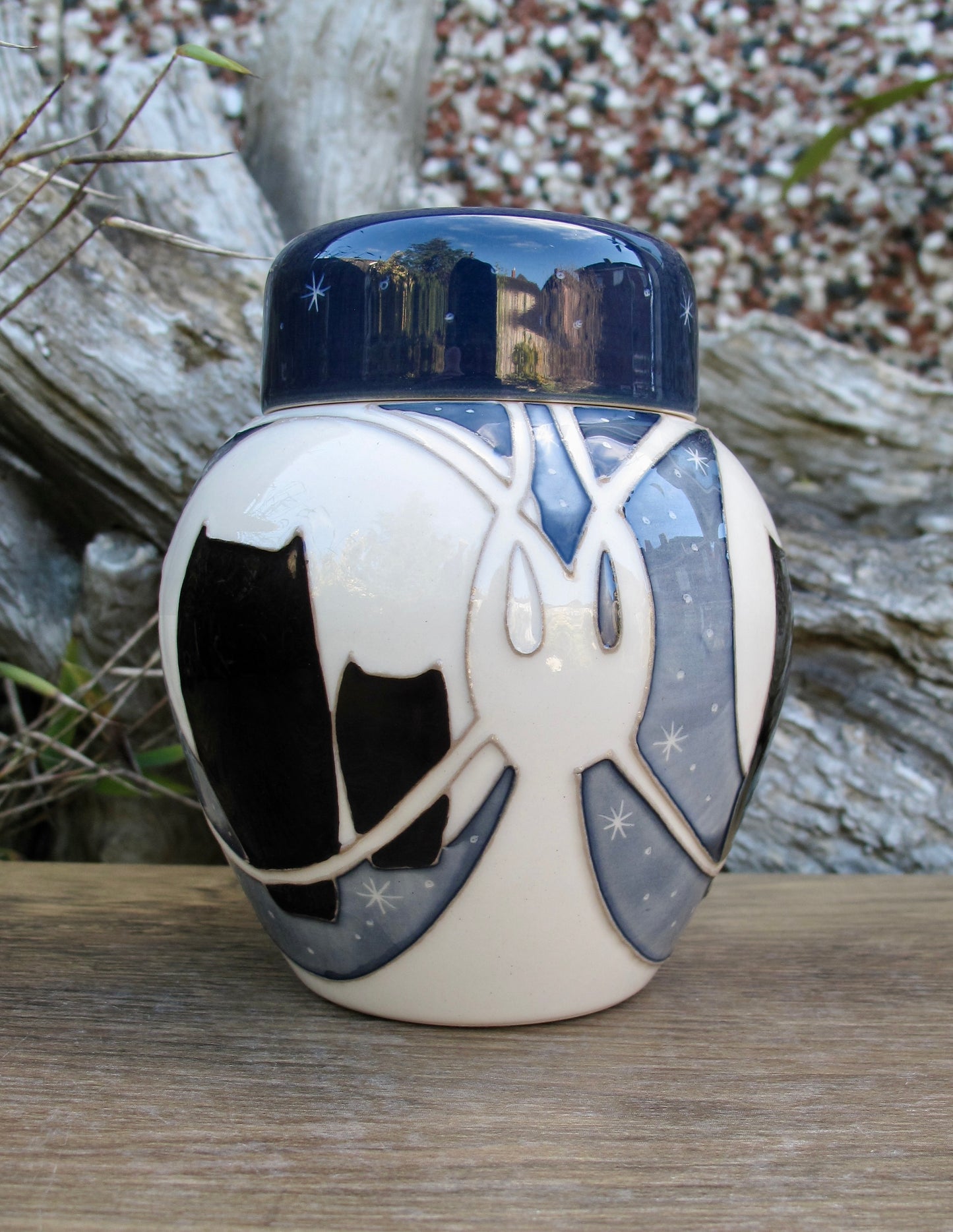 Moorcroft THE MOON WATCHERS Ginger Jar 769/4 Retail Price £315