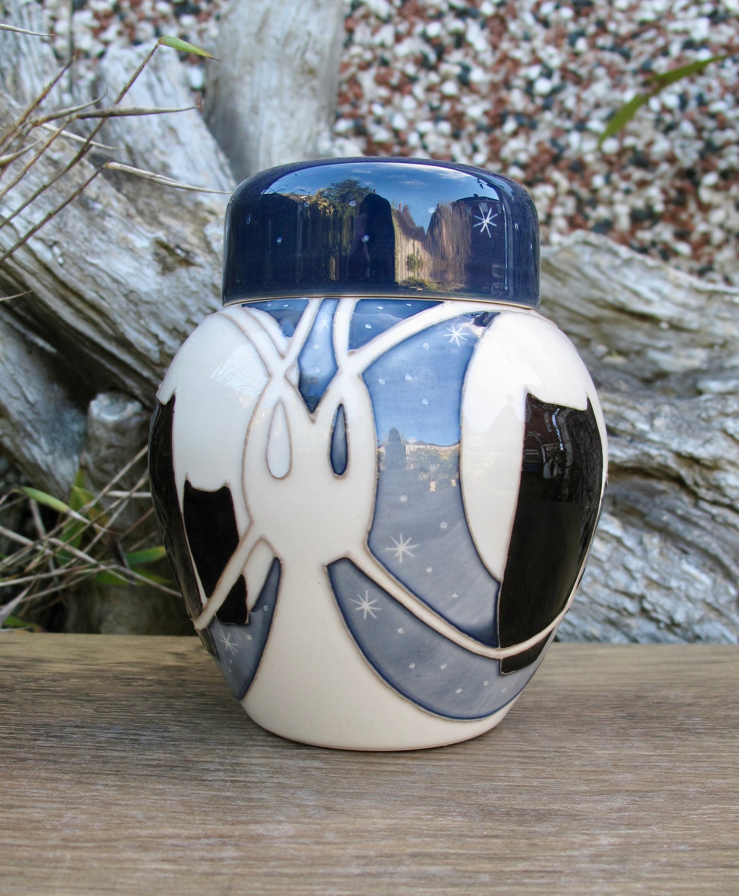 Moorcroft THE MOON WATCHERS Ginger Jar 769/4 Retail Price £315