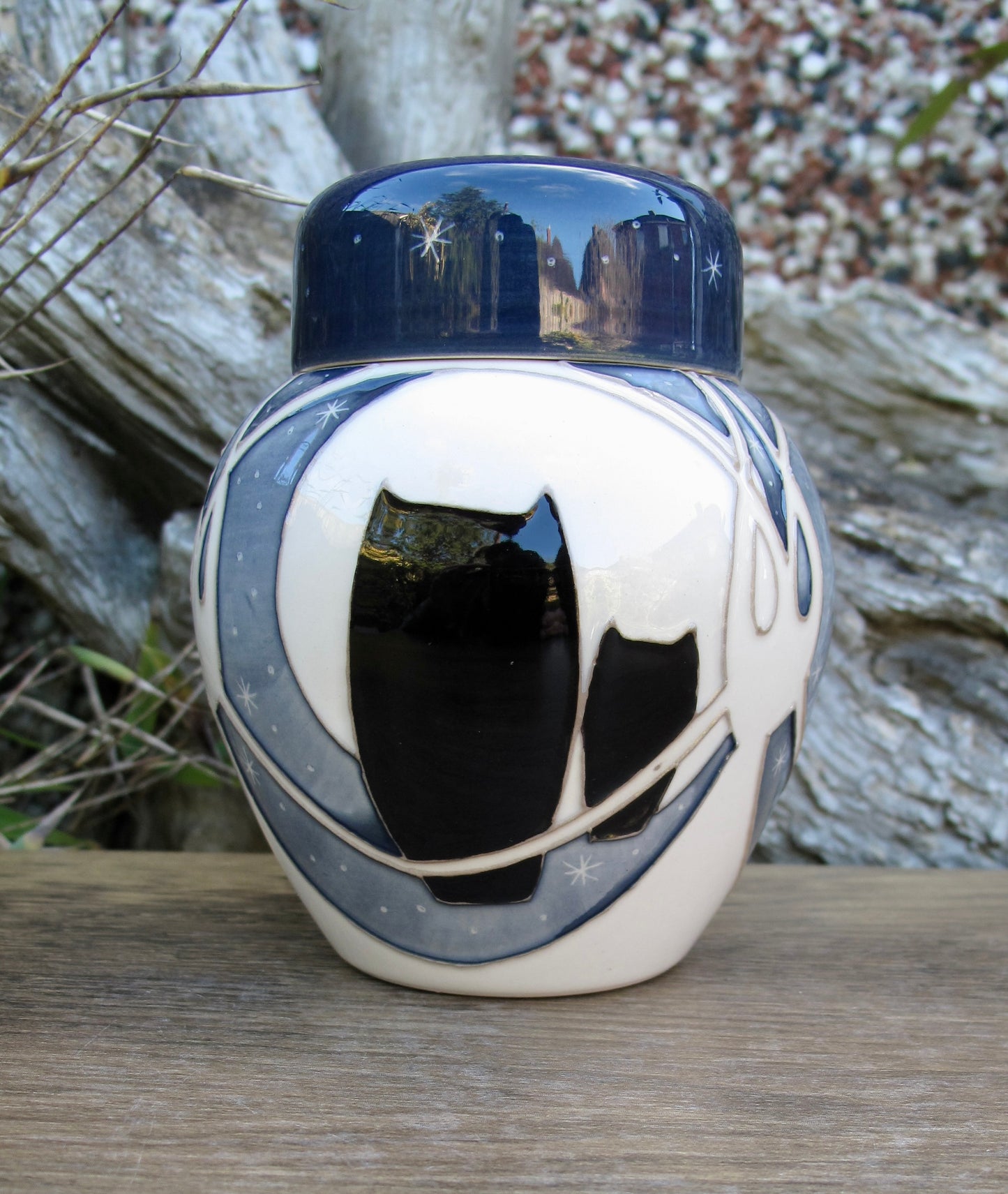 Moorcroft THE MOON WATCHERS Ginger Jar 769/4 Retail Price £315