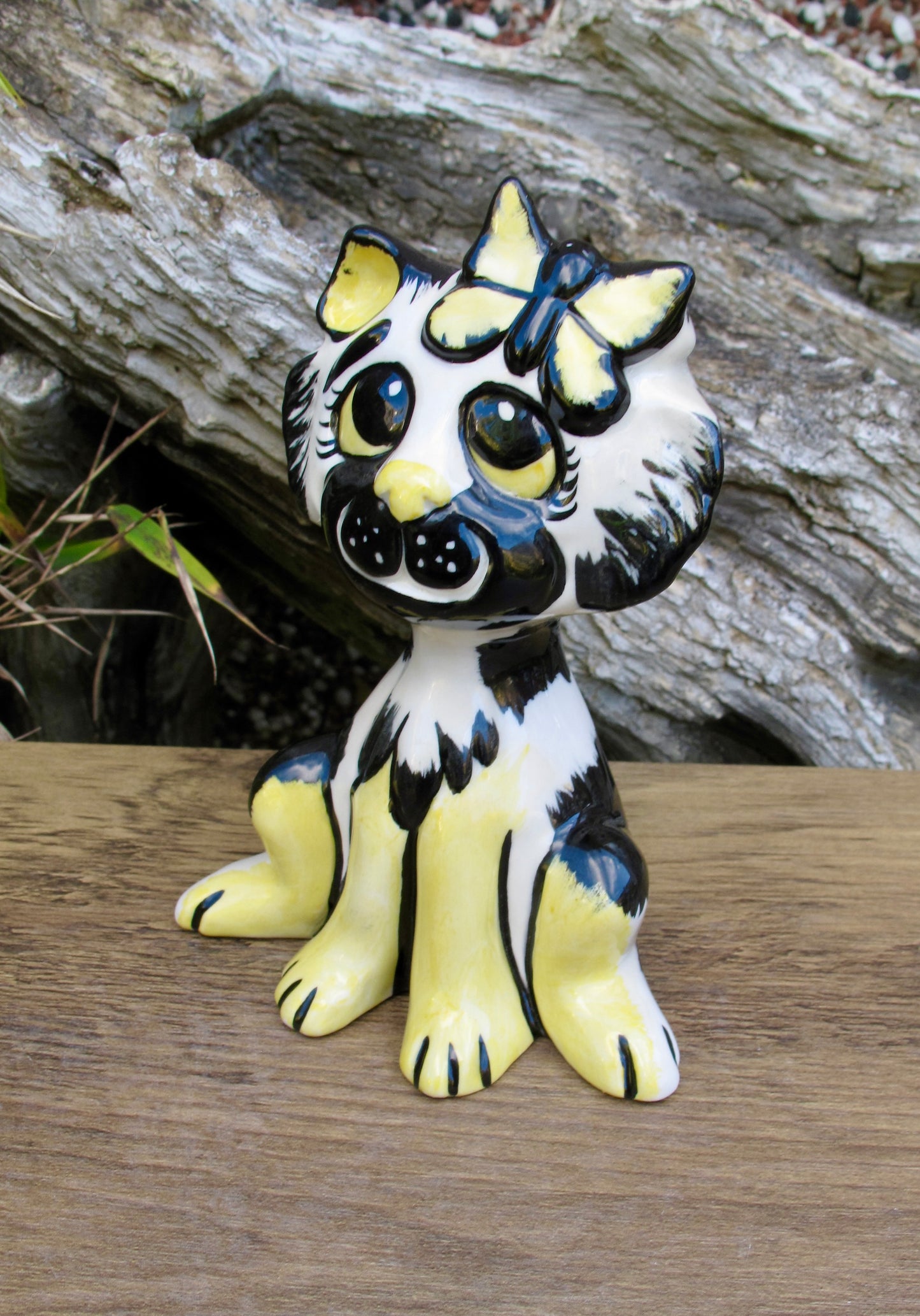 Lorna Bailey Rare COLOURWAY PROTOTYPE FLUTTER BY THE CAT
