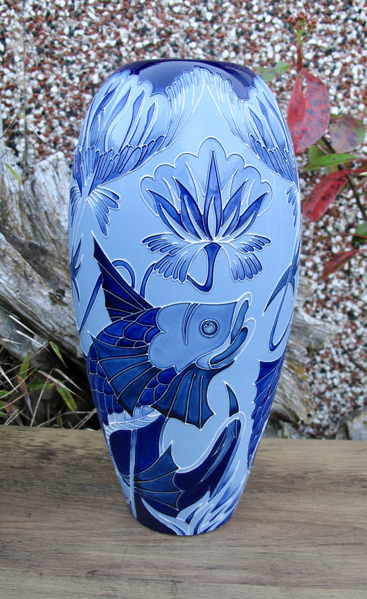 Moorcroft Rare DE MORGAN BLUE VASE 101/12 Trial Dated 19.8.24 Retail Price £990
