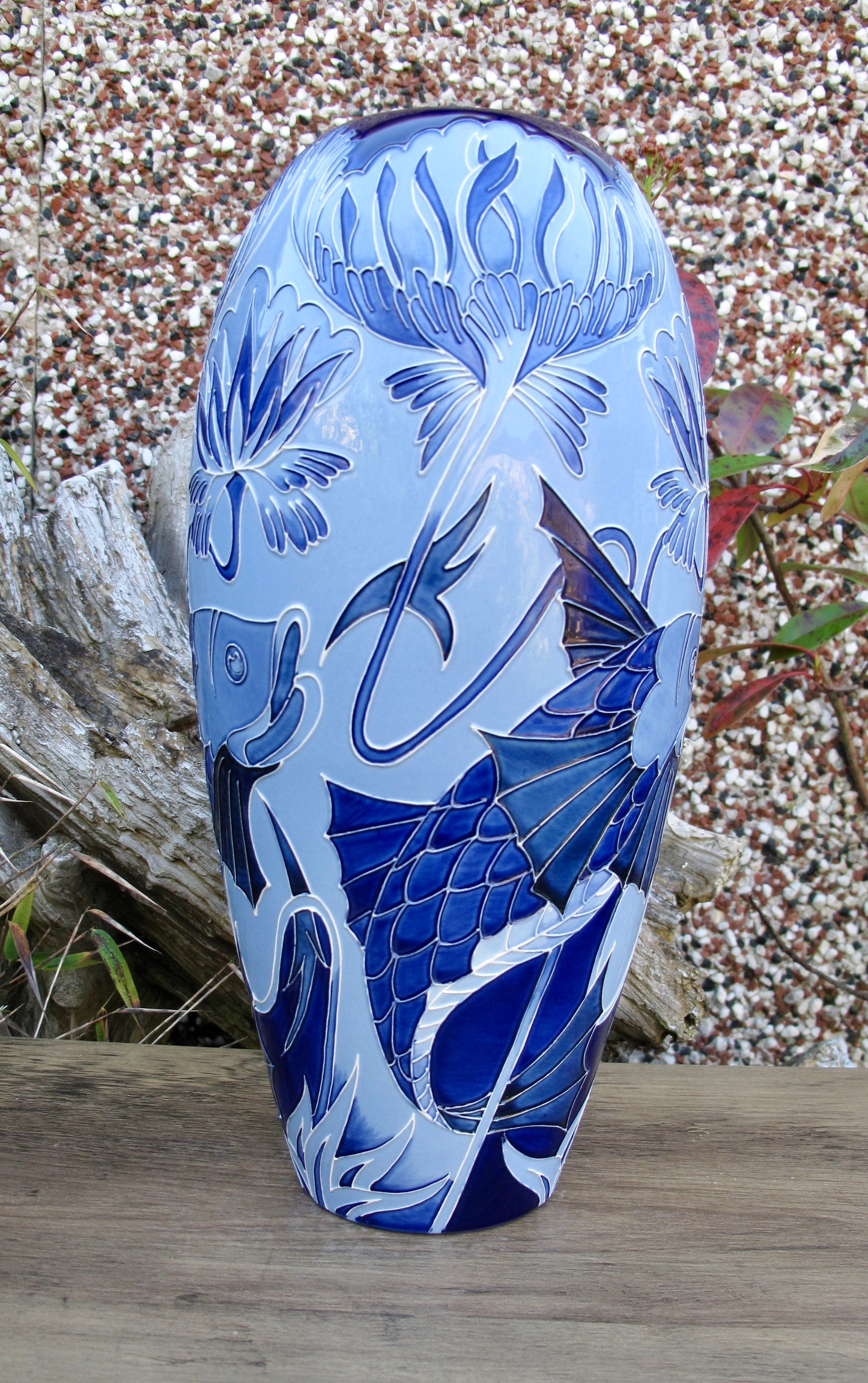 Moorcroft Rare DE MORGAN BLUE VASE 101/12 Trial Dated 19.8.24 Retail Price £990