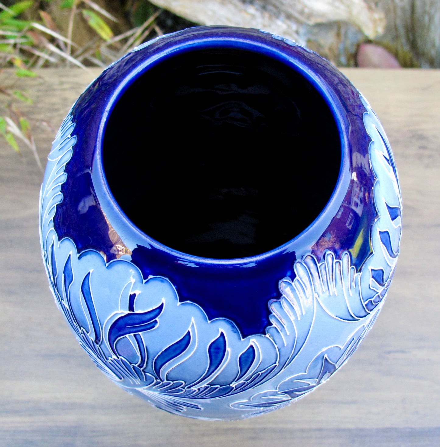 Moorcroft Rare DE MORGAN BLUE VASE 101/12 Trial Dated 19.8.24 Retail Price £990