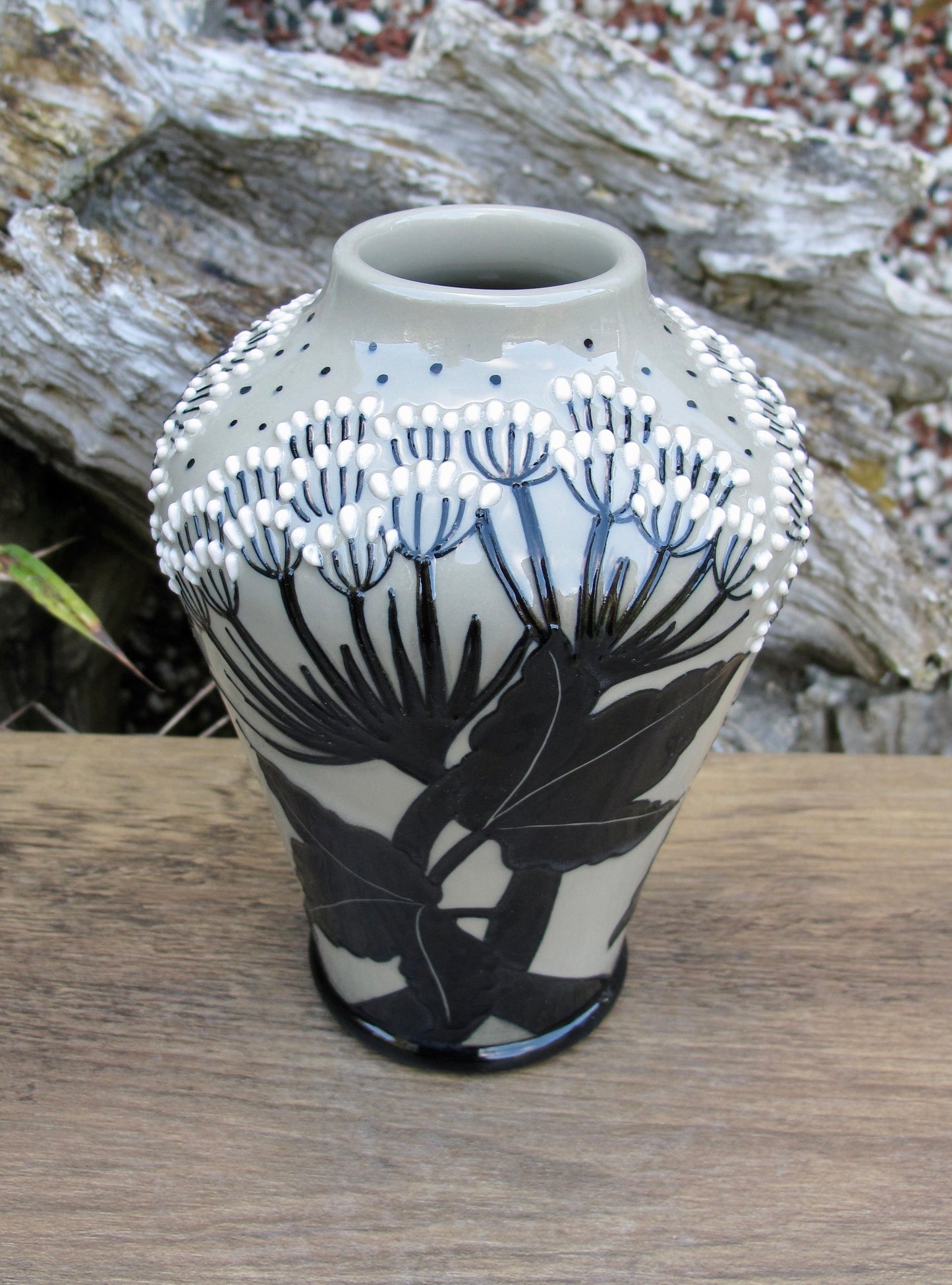 Moorcroft SUMMMER SILHOUETTE Vase 576/6 2014 Retail Price £195