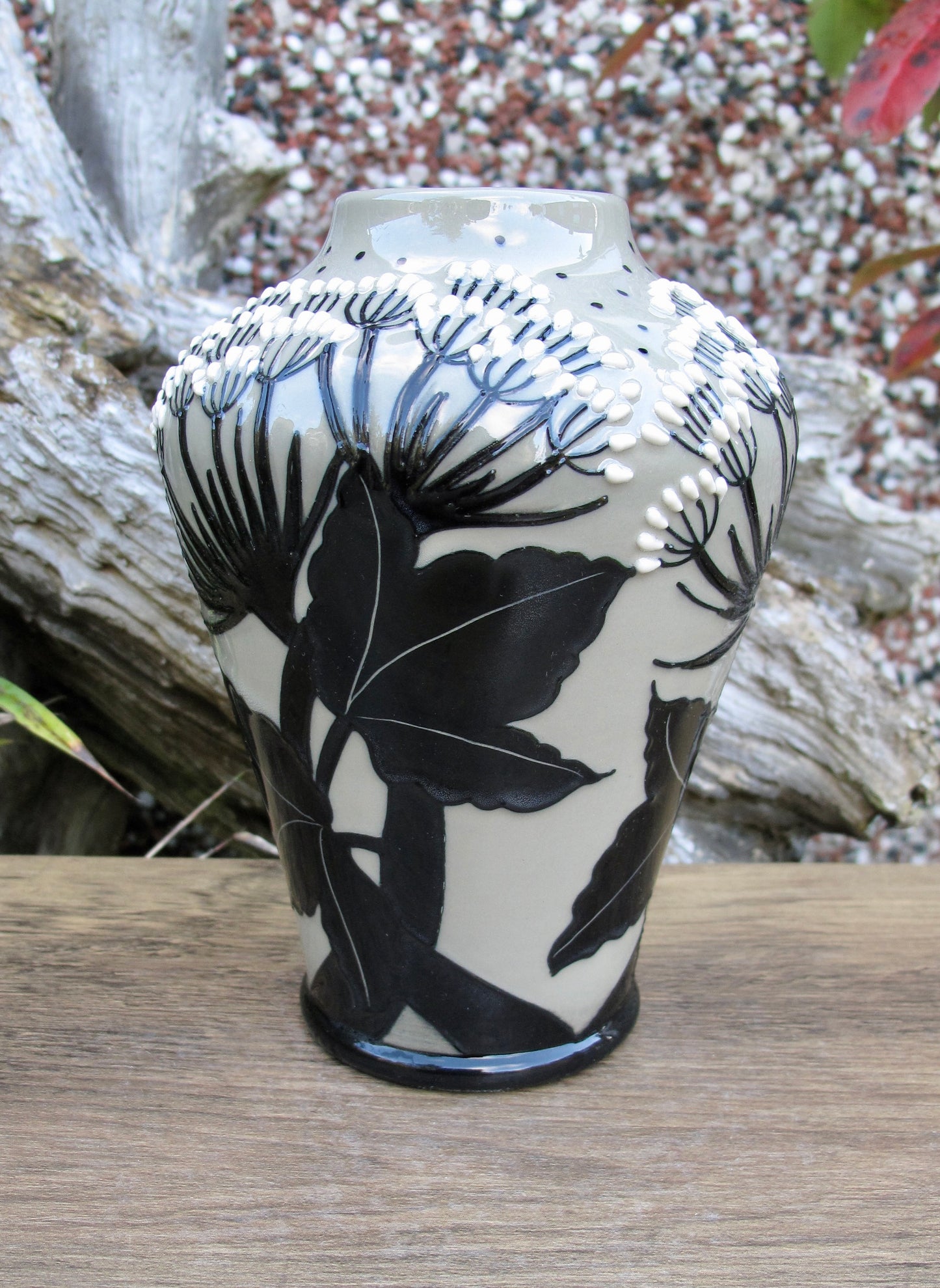 Moorcroft SUMMMER SILHOUETTE Vase 576/6 2014 Retail Price £195