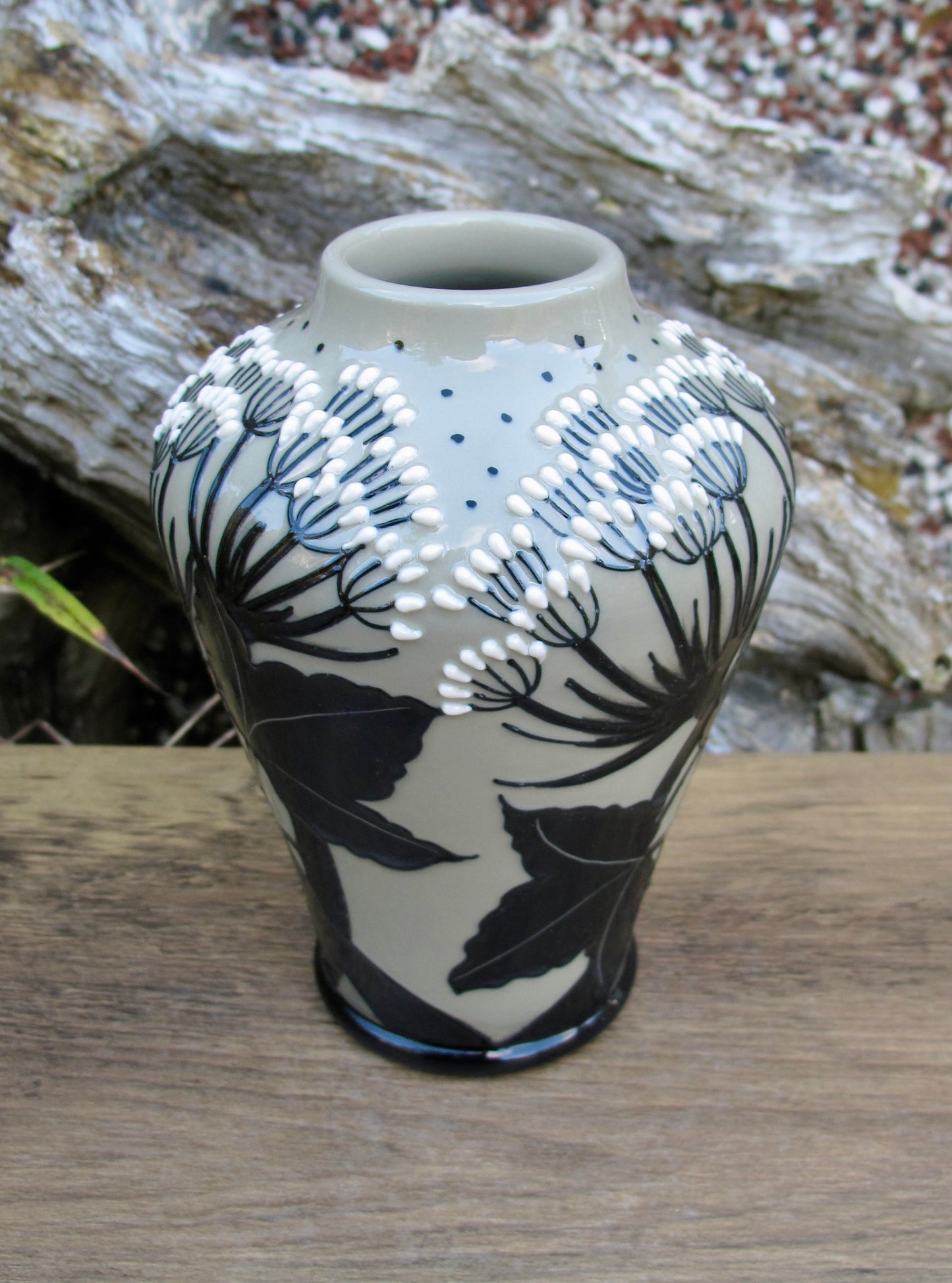 Moorcroft SUMMMER SILHOUETTE Vase 576/6 2014 Retail Price £195