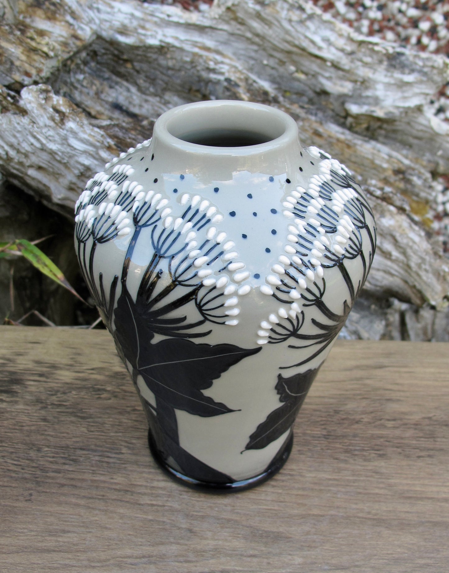 Moorcroft SUMMMER SILHOUETTE Vase 576/6 2014 Retail Price £195