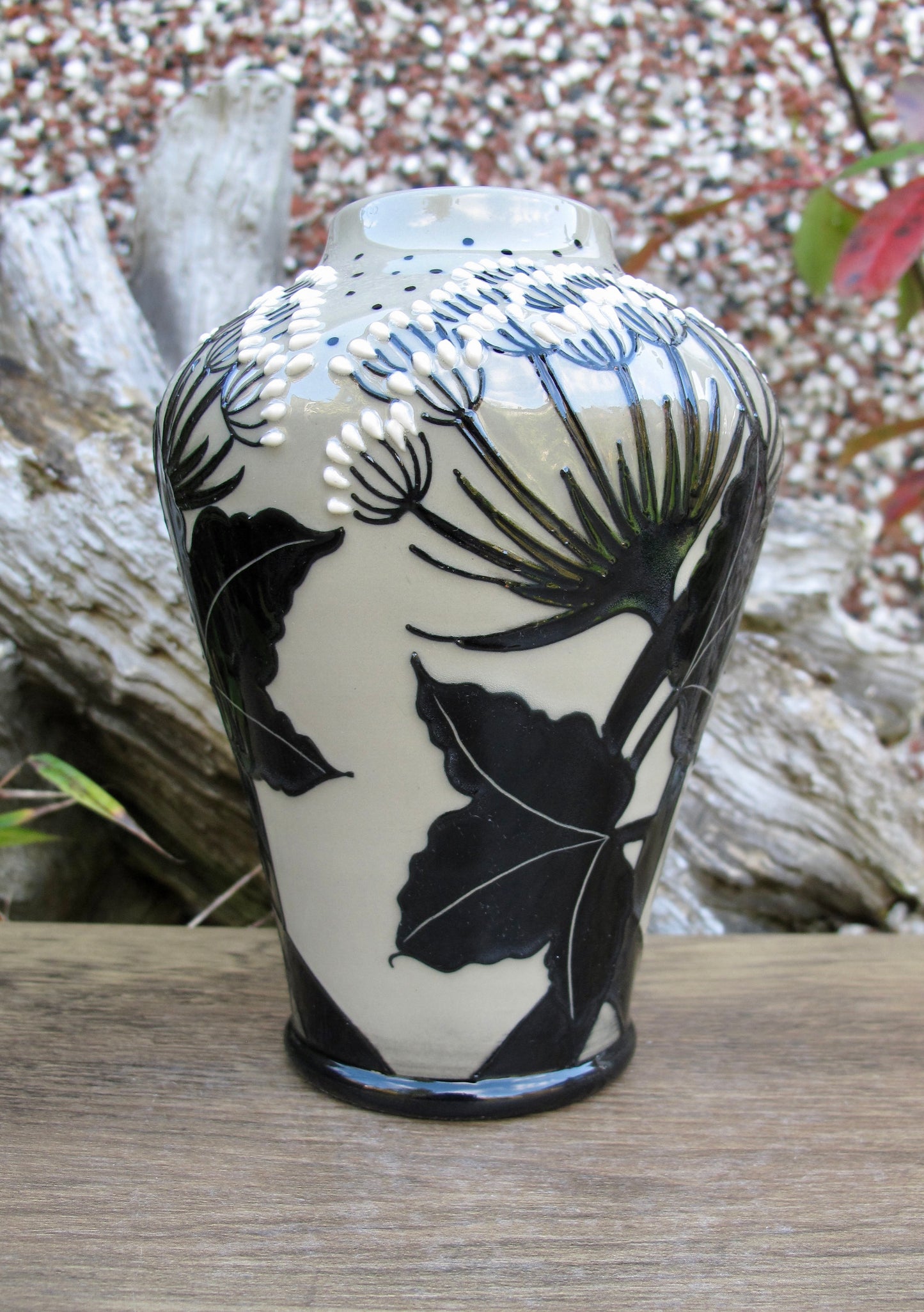 Moorcroft SUMMMER SILHOUETTE Vase 576/6 2014 Retail Price £195