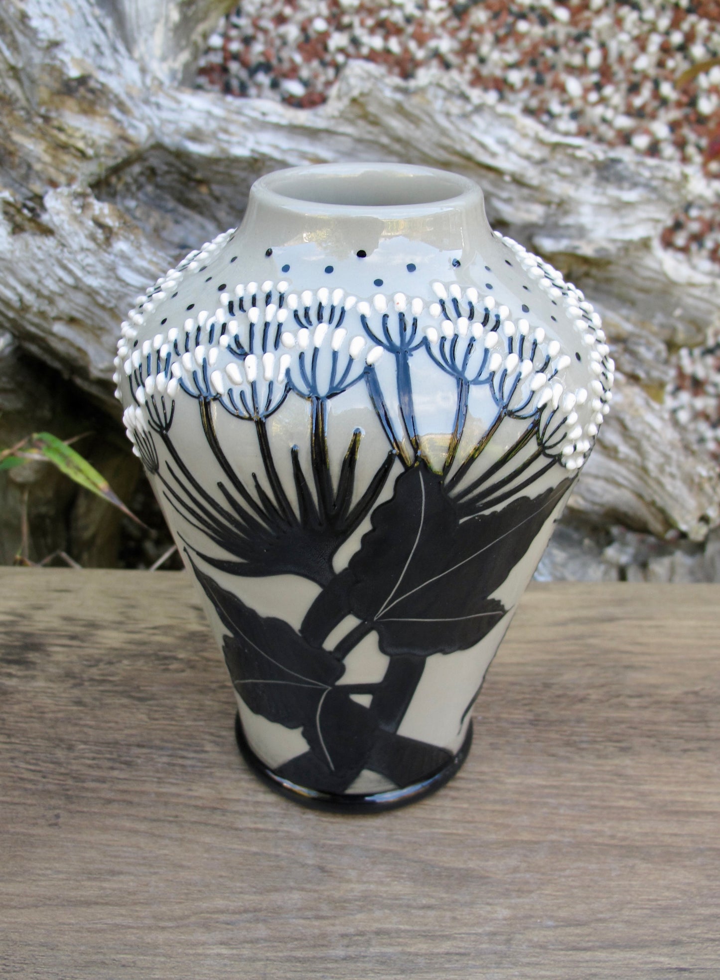 Moorcroft SUMMMER SILHOUETTE Vase 576/6 2014 Retail Price £195