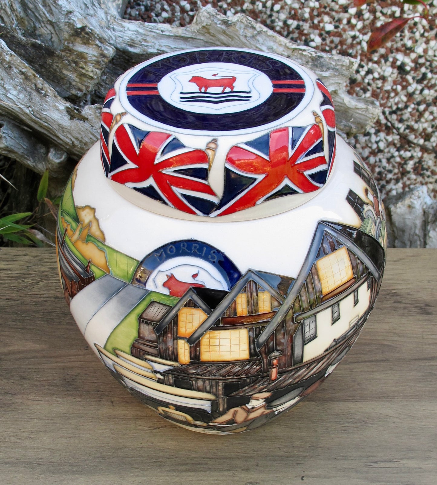 Moorcroft BULLNOSE MORRIS GINGER JAR 969/10 Trial 3.2.2014 Retail Price £1915