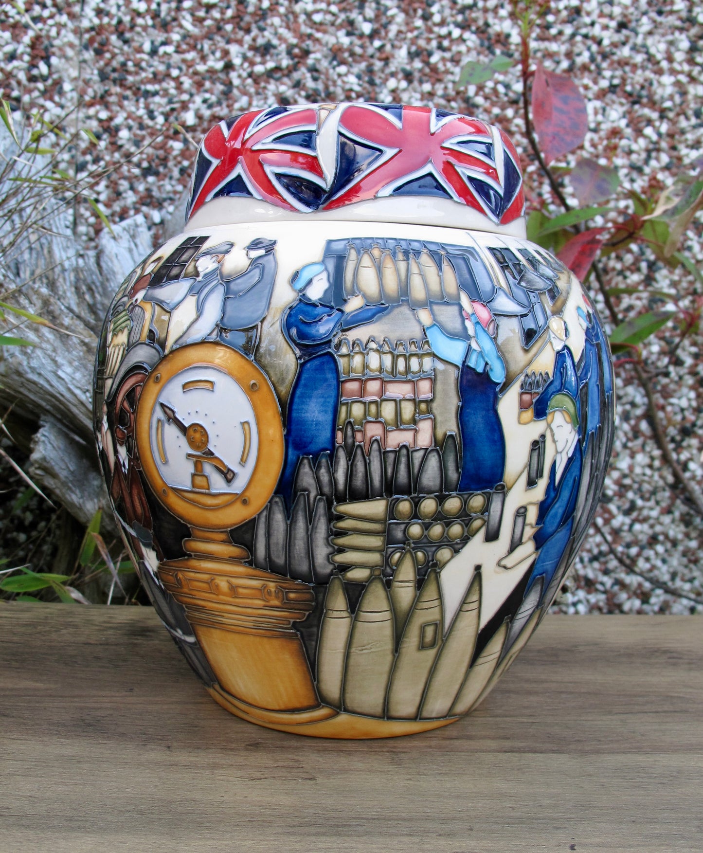 Moorcroft BULLNOSE MORRIS GINGER JAR 969/10 Trial 3.2.2014 Retail Price £1915