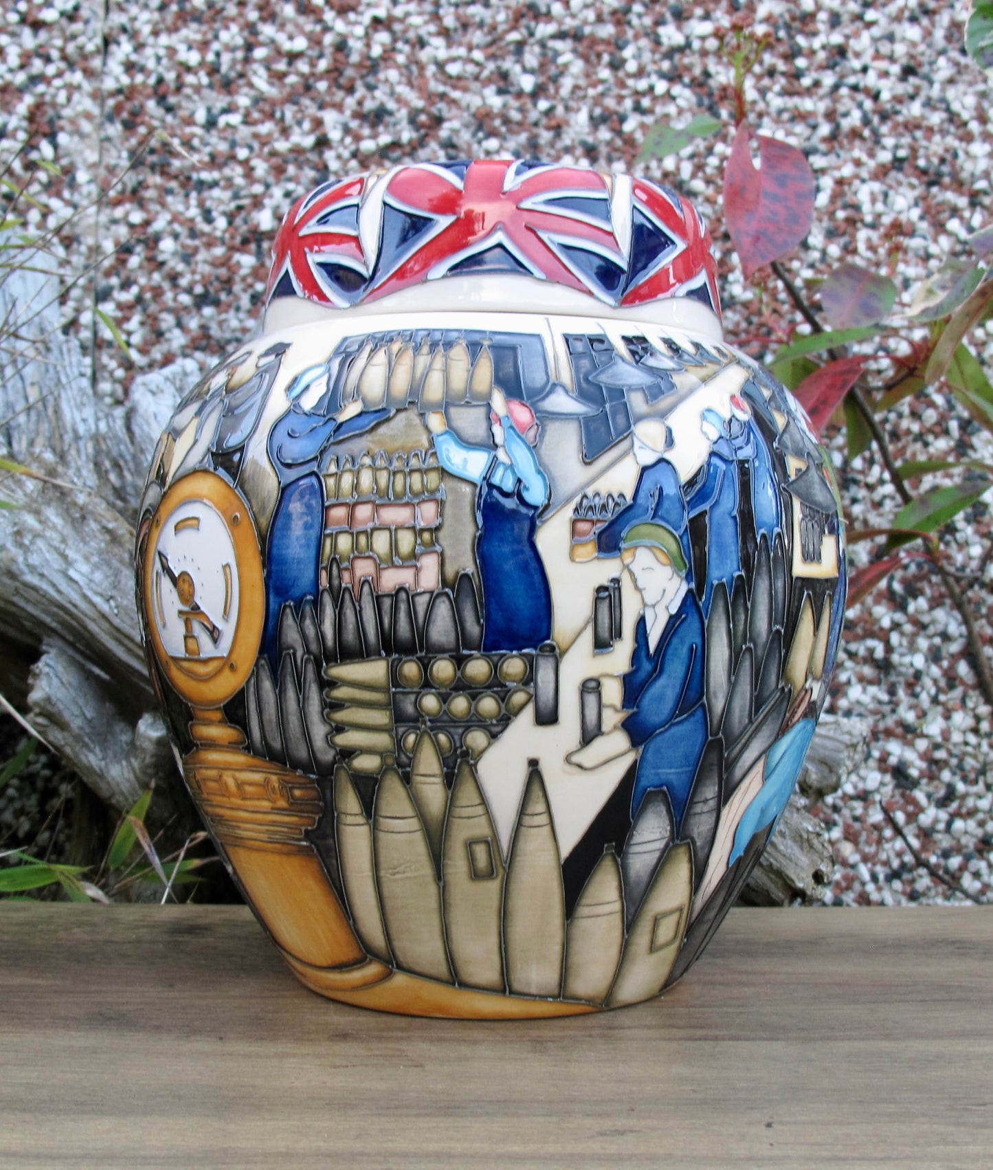 Moorcroft BULLNOSE MORRIS GINGER JAR 969/10 Trial 3.2.2014 Retail Price £1915