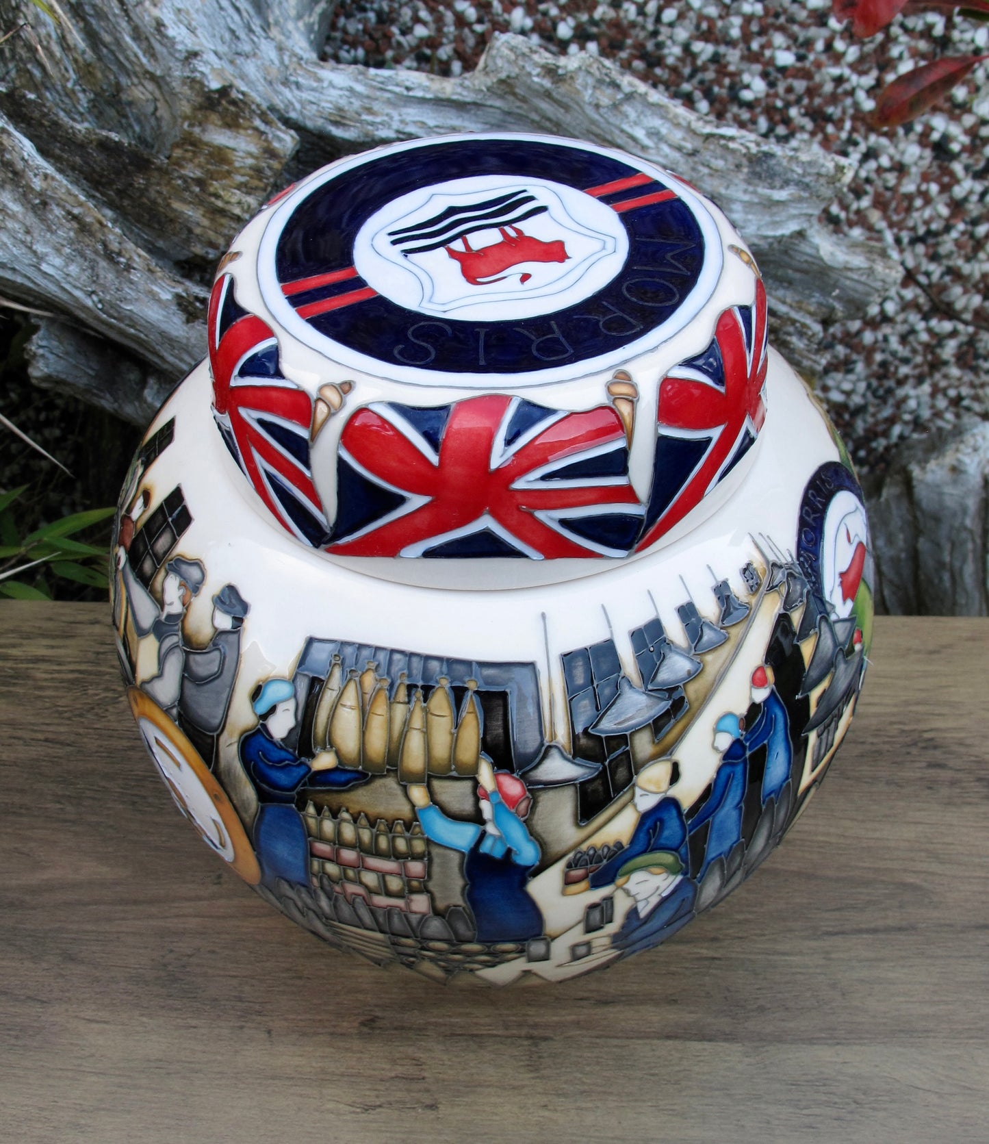 Moorcroft BULLNOSE MORRIS GINGER JAR 969/10 Trial 3.2.2014 Retail Price £1915
