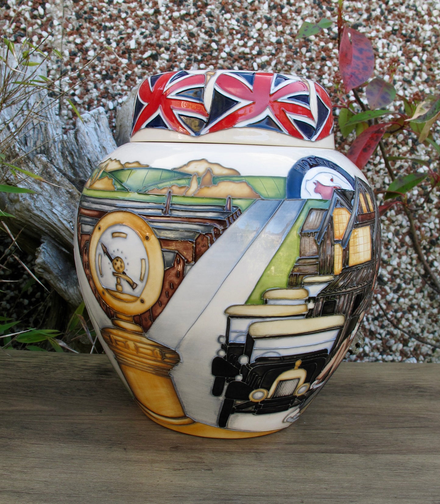 Moorcroft BULLNOSE MORRIS GINGER JAR 969/10 Trial 3.2.2014 Retail Price £1915