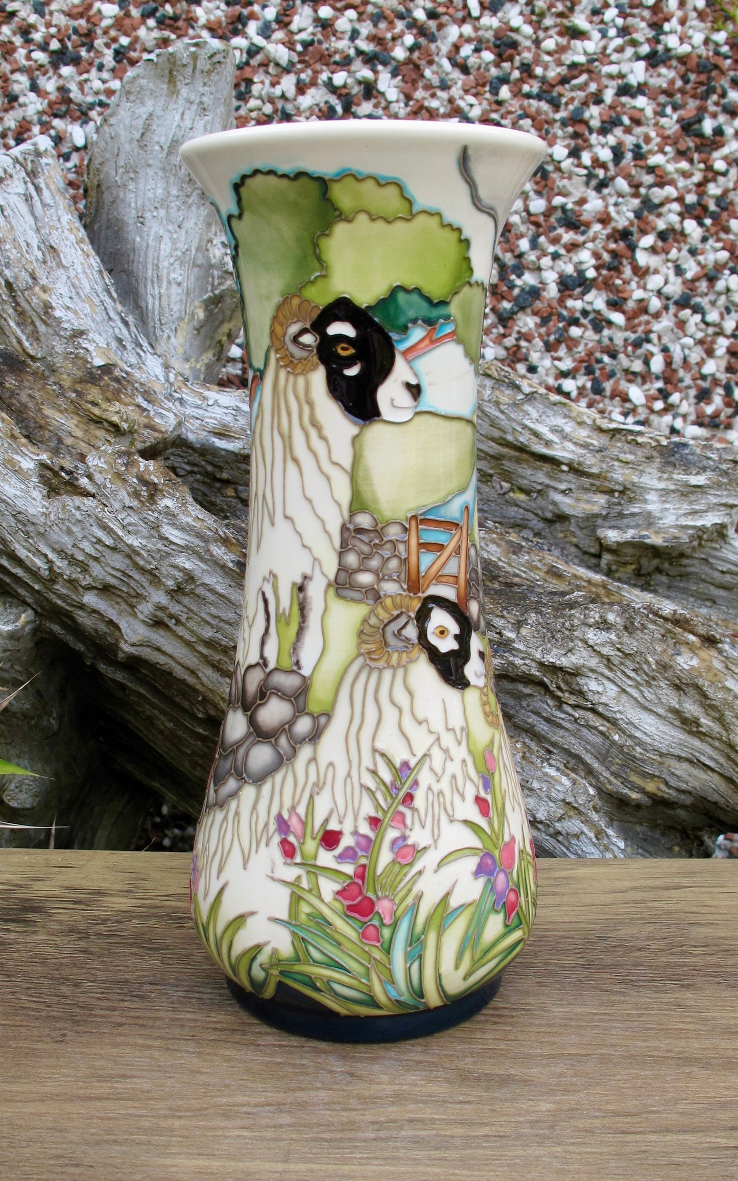 Moorcroft SWALEDALE SHEEP 364/8 Vase Limited Edition 16/20 Retail Price £895