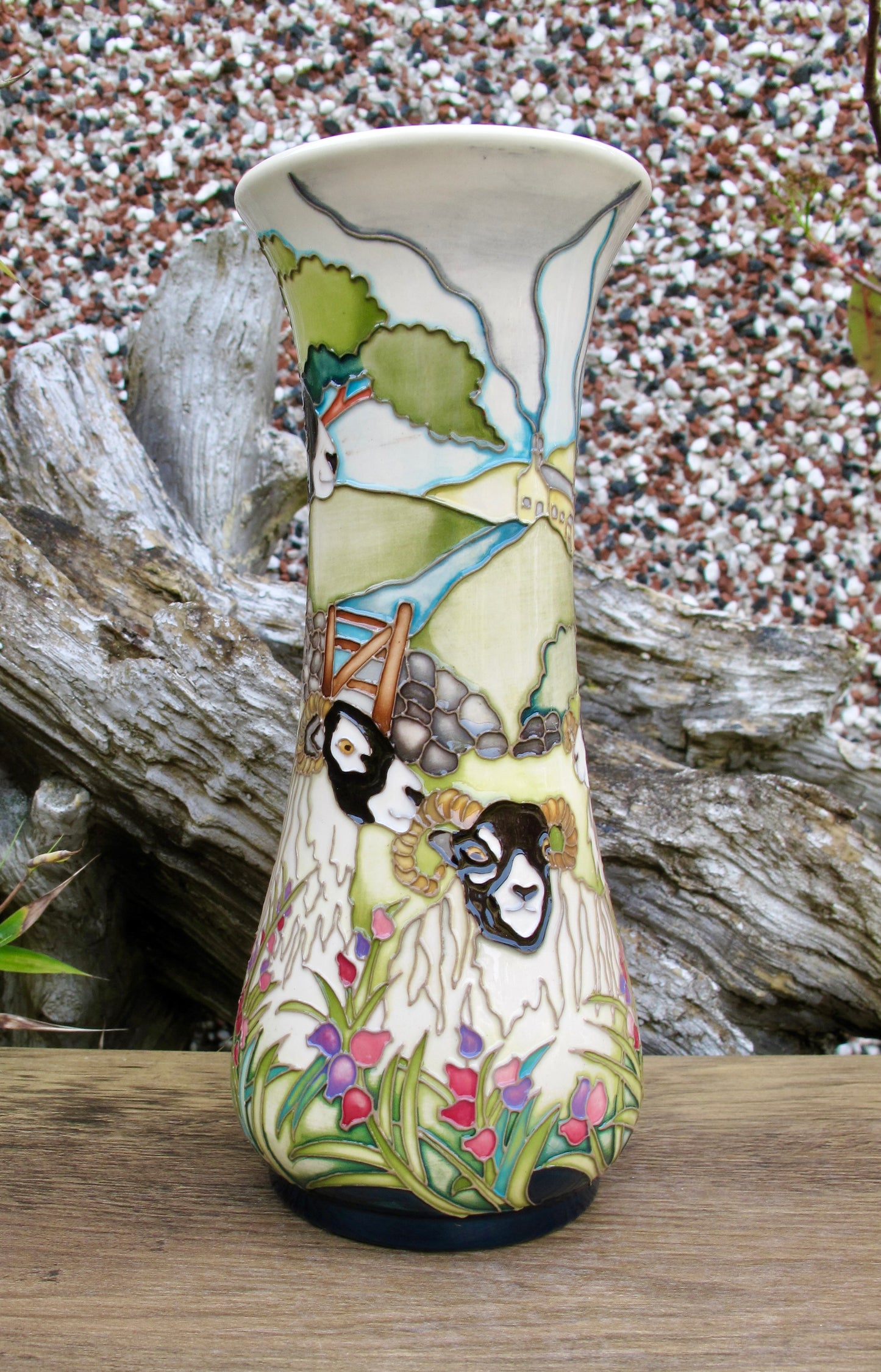 Moorcroft SWALEDALE SHEEP 364/8 Vase Limited Edition 16/20 Retail Price £895
