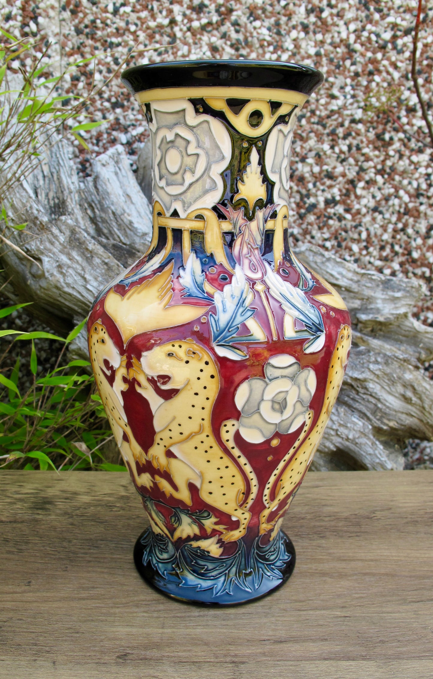 Moorcroft KNOLE SACKVILLE LEOPARDS Vase Trial Dated 23.3.15 Retail Price £995