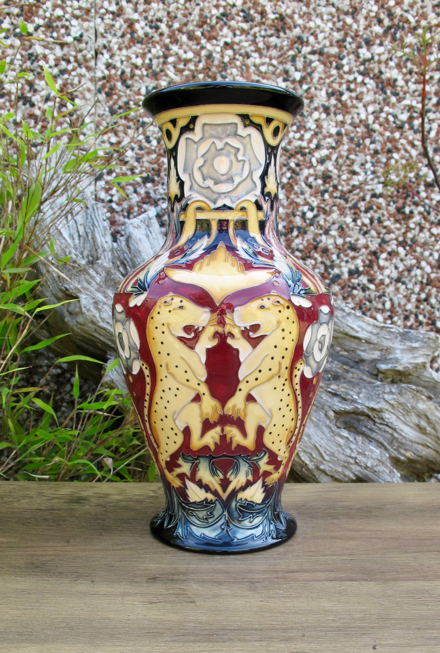 Moorcroft KNOLE SACKVILLE LEOPARDS Vase Trial Dated 23.3.15 Retail Price £995
