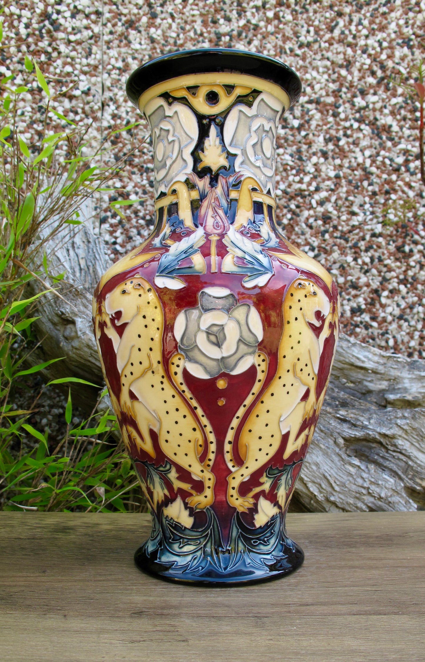 Moorcroft KNOLE SACKVILLE LEOPARDS Vase Trial Dated 23.3.15 Retail Price £995