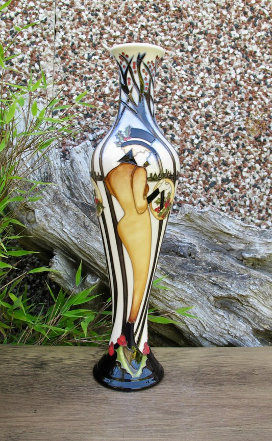 moorcroft THE STYLE OF THE SEASON 138/12 Vase Numbered Edition Retail Price £595