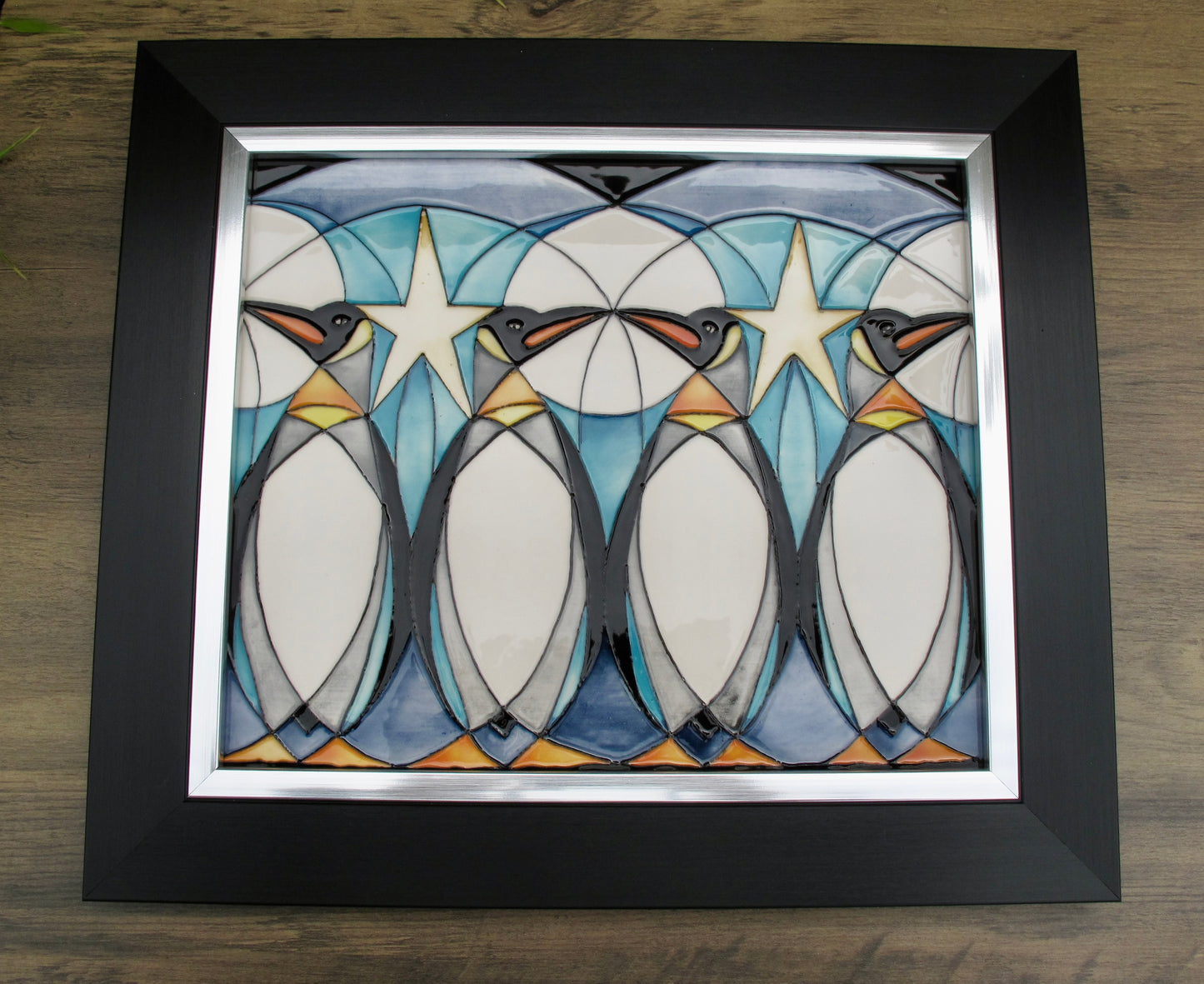 Moorcroft PENGUIN FREEZE Wall Plaque PLQ10 Retail Price £370