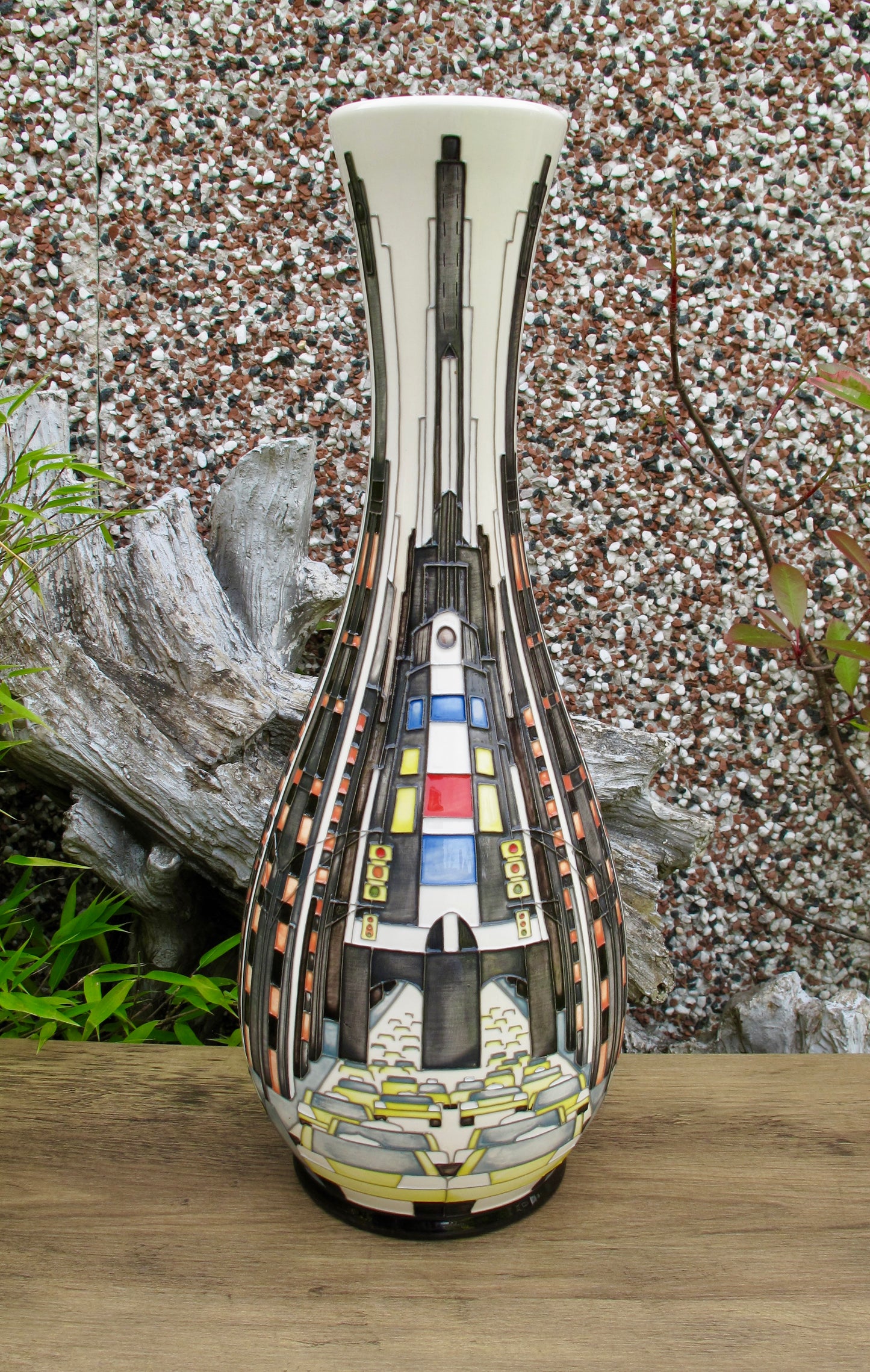 Moorcroft Rare Presige NEW YORK CITY Vase 82/16 Limited Edition 10/15 Paul Hilditch