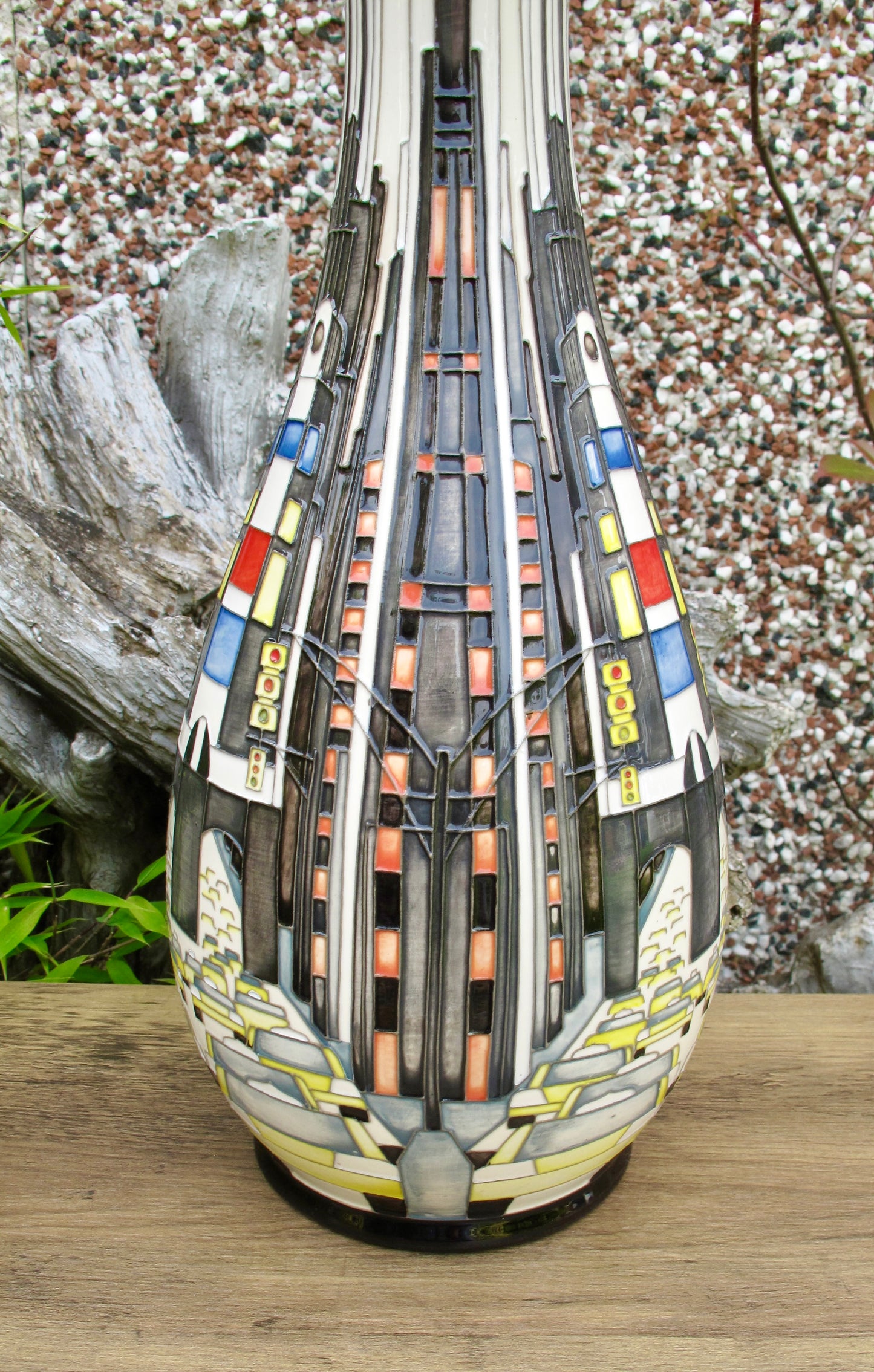 Moorcroft Rare Presige NEW YORK CITY Vase 82/16 Limited Edition 10/15 Paul Hilditch