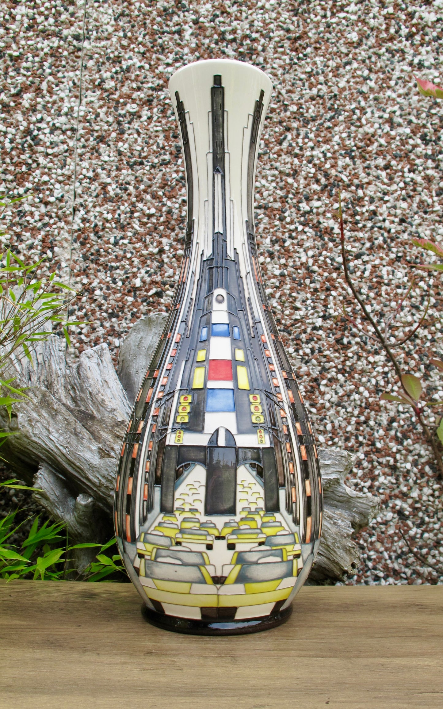 Moorcroft Rare Presige NEW YORK CITY Vase 82/16 Limited Edition 10/15 Paul Hilditch