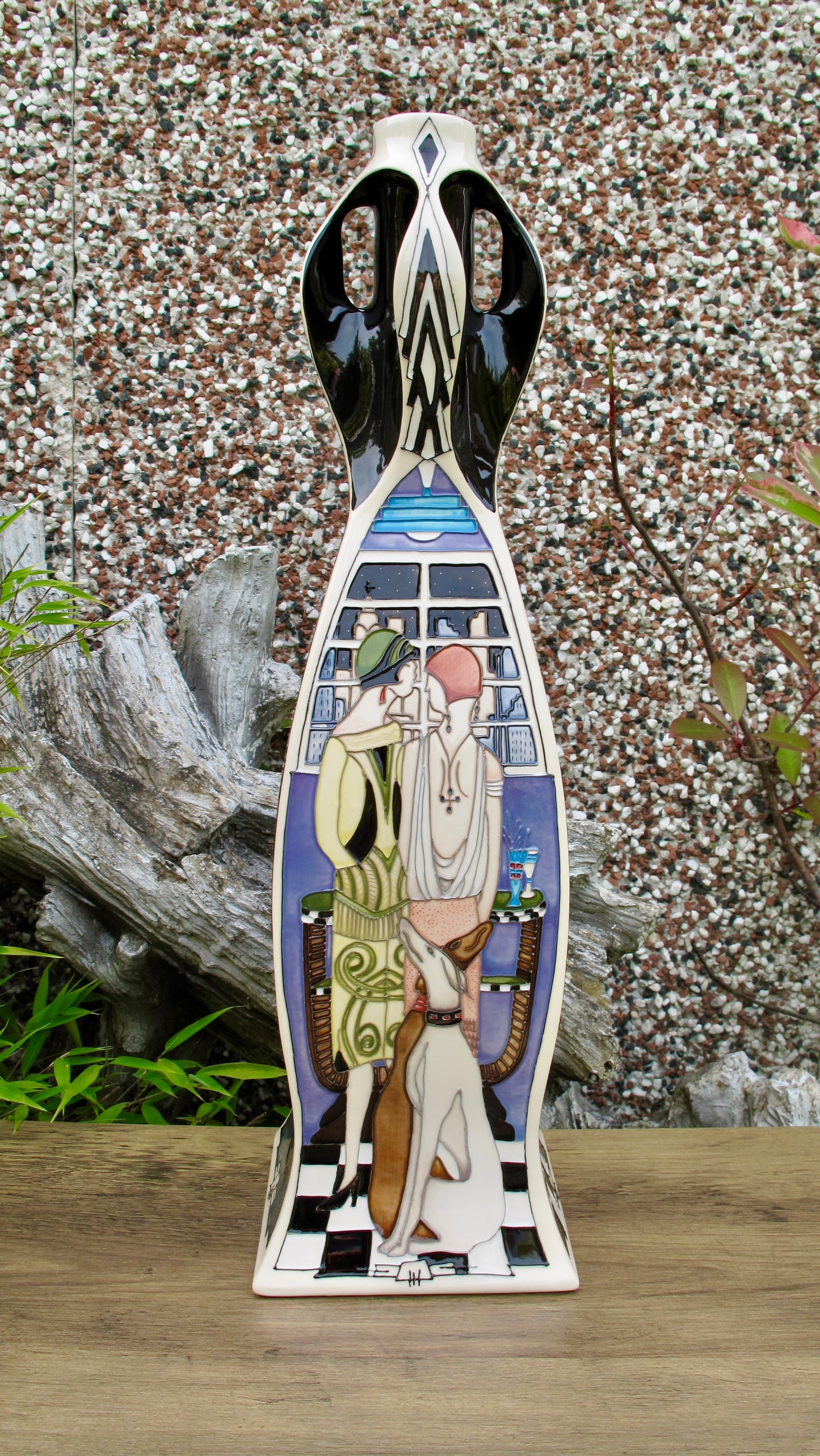 Moorcroft PRESTIGE MANHATTAN CHARLESTON 262/18 Vase 2026 Retail Price £3770