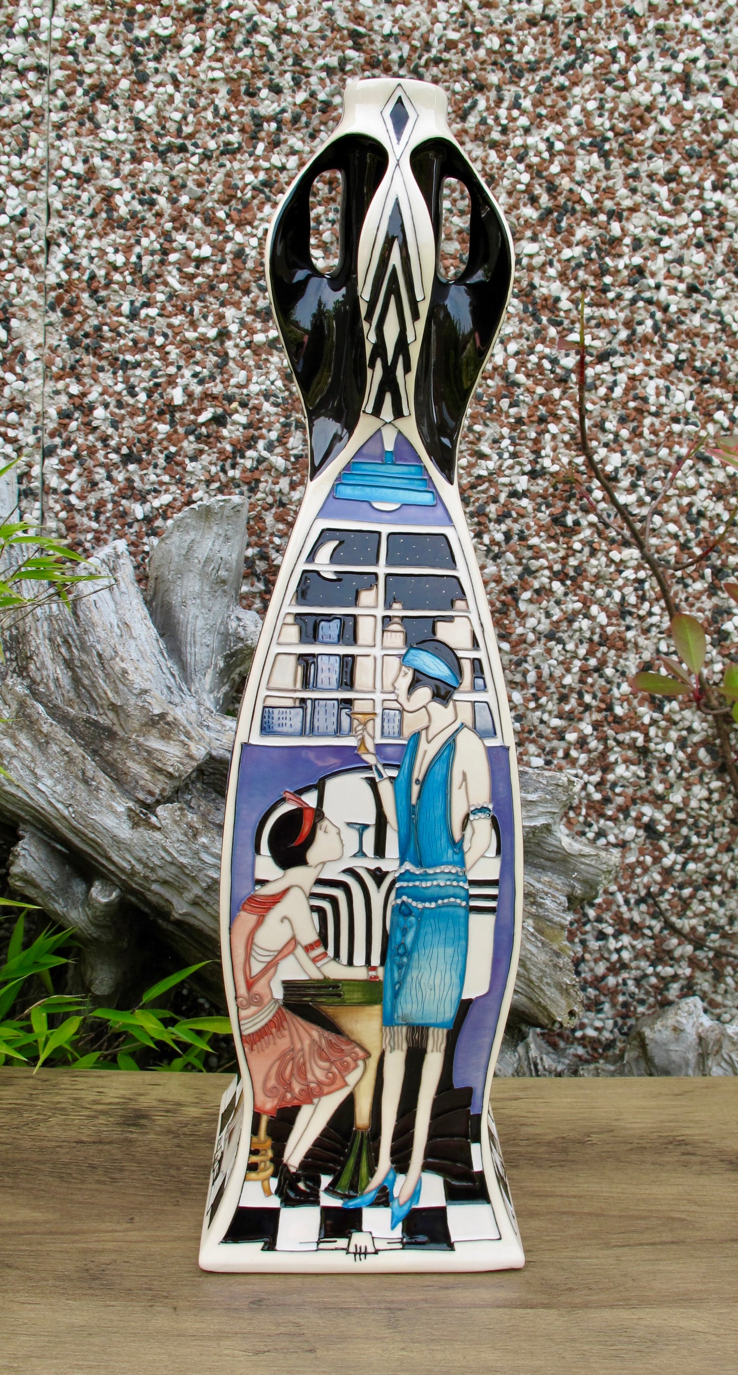 Moorcroft PRESTIGE MANHATTAN CHARLESTON 262/18 Vase 2026 Retail Price £3770