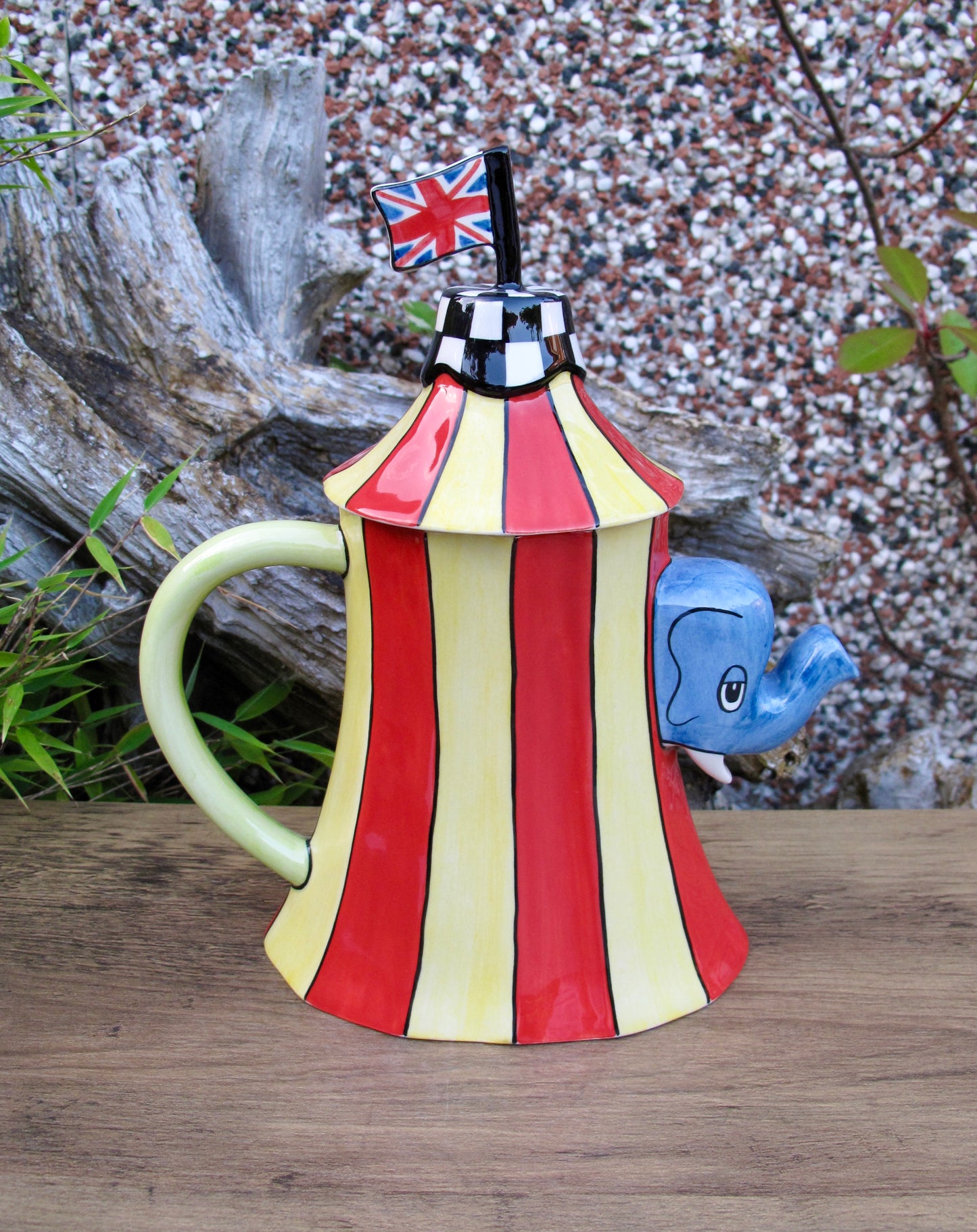 Lorna Bailey THE BIG TOP TEAPOT Limited Edition 4/75 JAN 2006 COA