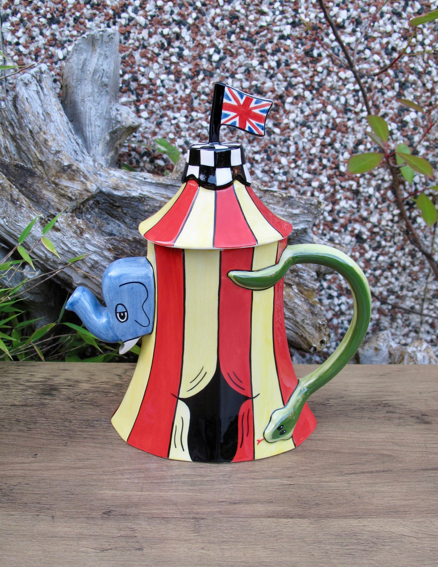 Lorna Bailey THE BIG TOP TEAPOT Limited Edition 4/75 JAN 2006 COA