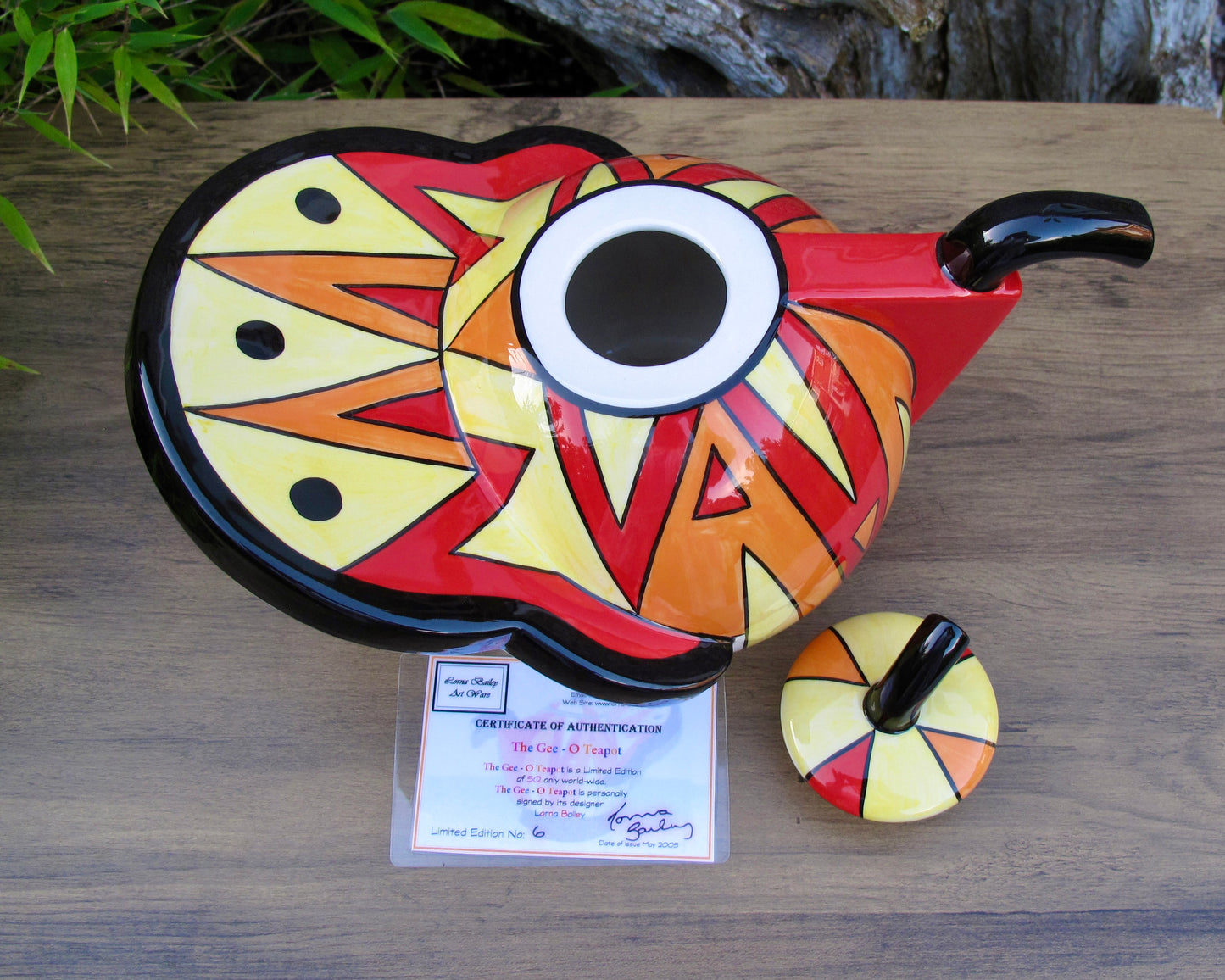 Lorna Bailey THE GEE-O TEAPOT Limited Edition 6/50 May 2005 COA